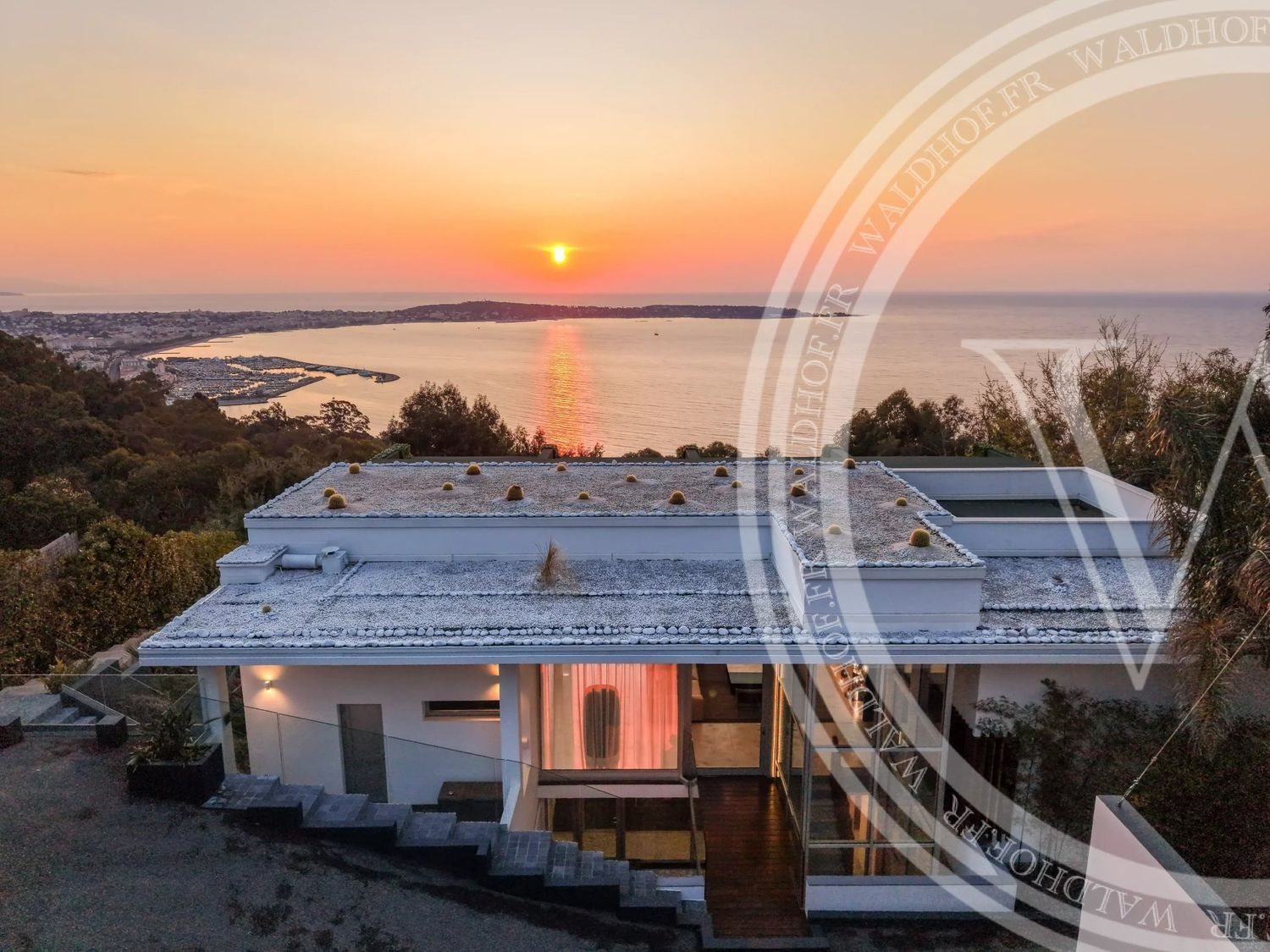 Maison à vendre, 375m², Vallauris