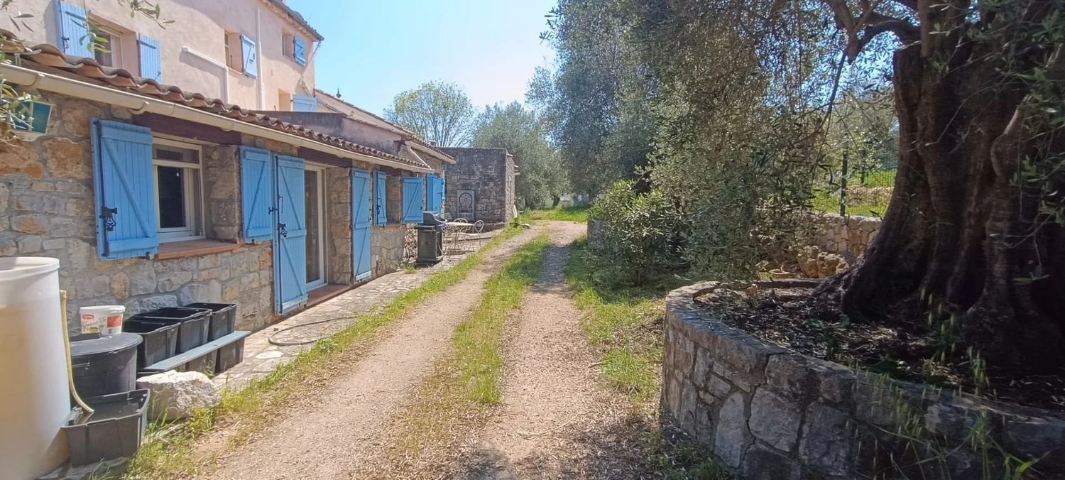 Maison à vendre, 260m², Grasse