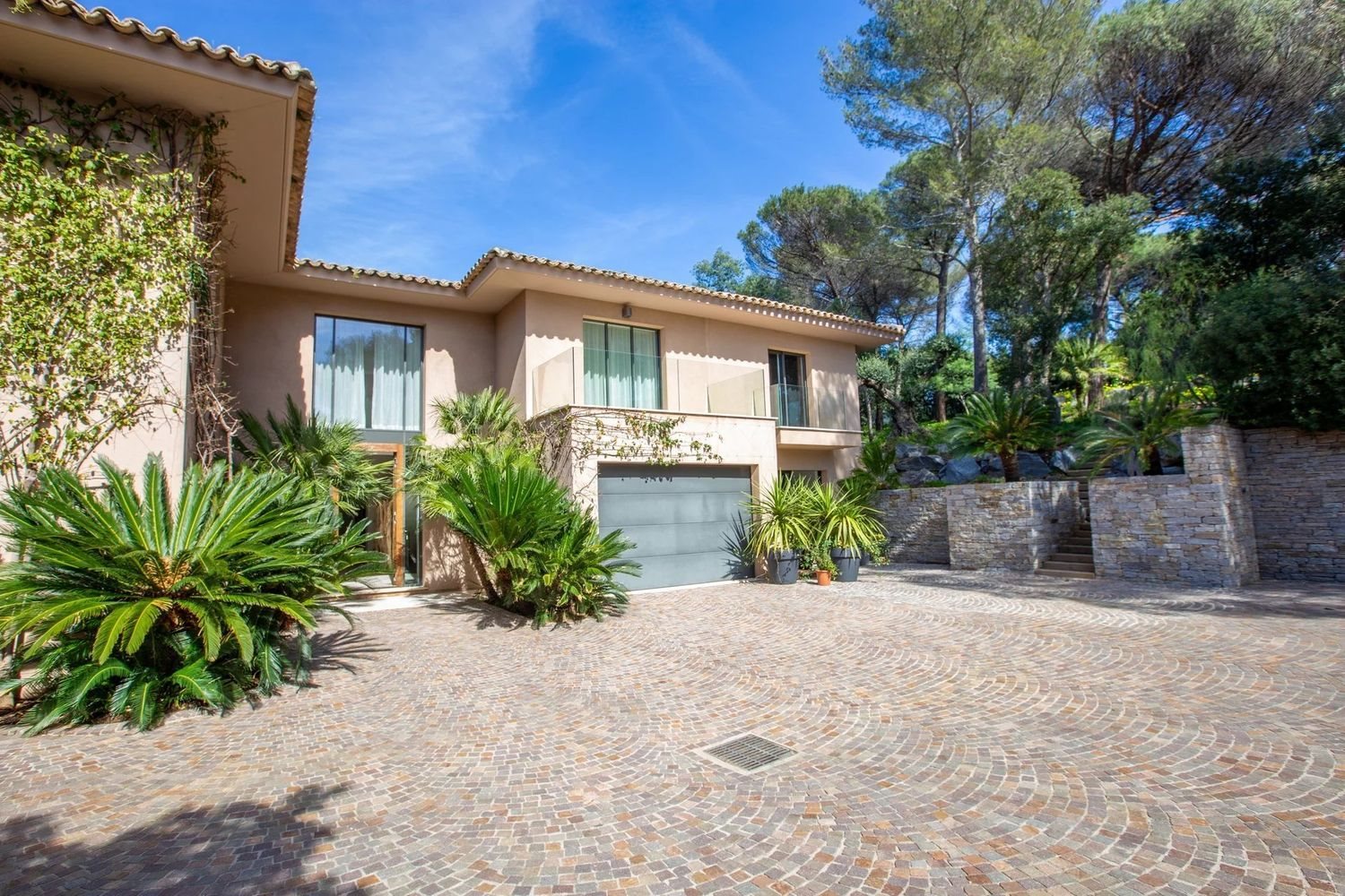 Maison à louer, 500m², Saint-Tropez