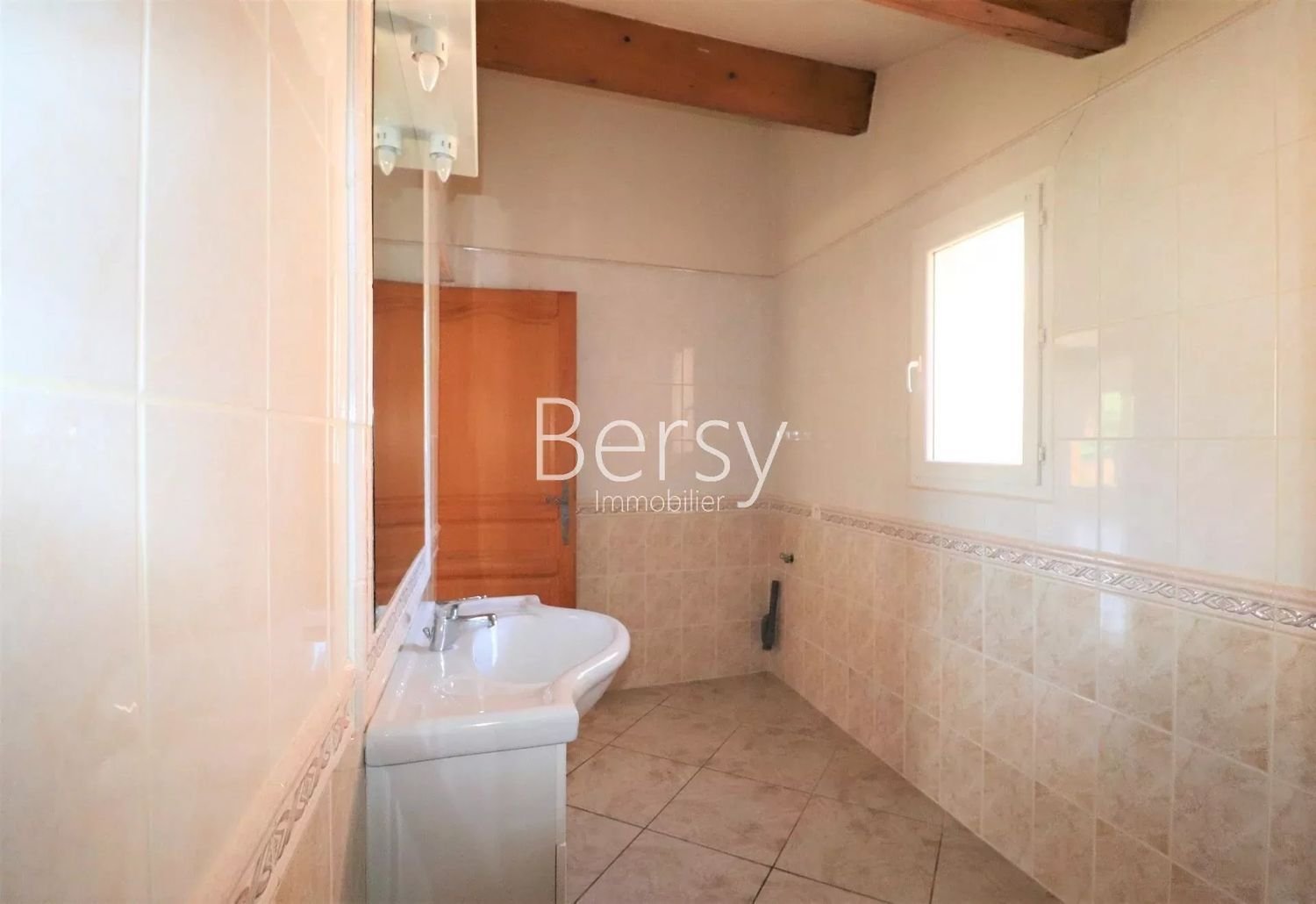 Maison à louer, 90m², Mormoiron