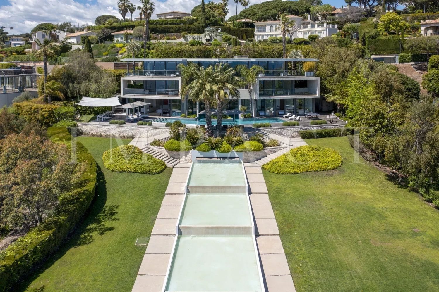 Maison à louer, 640m², Vallauris