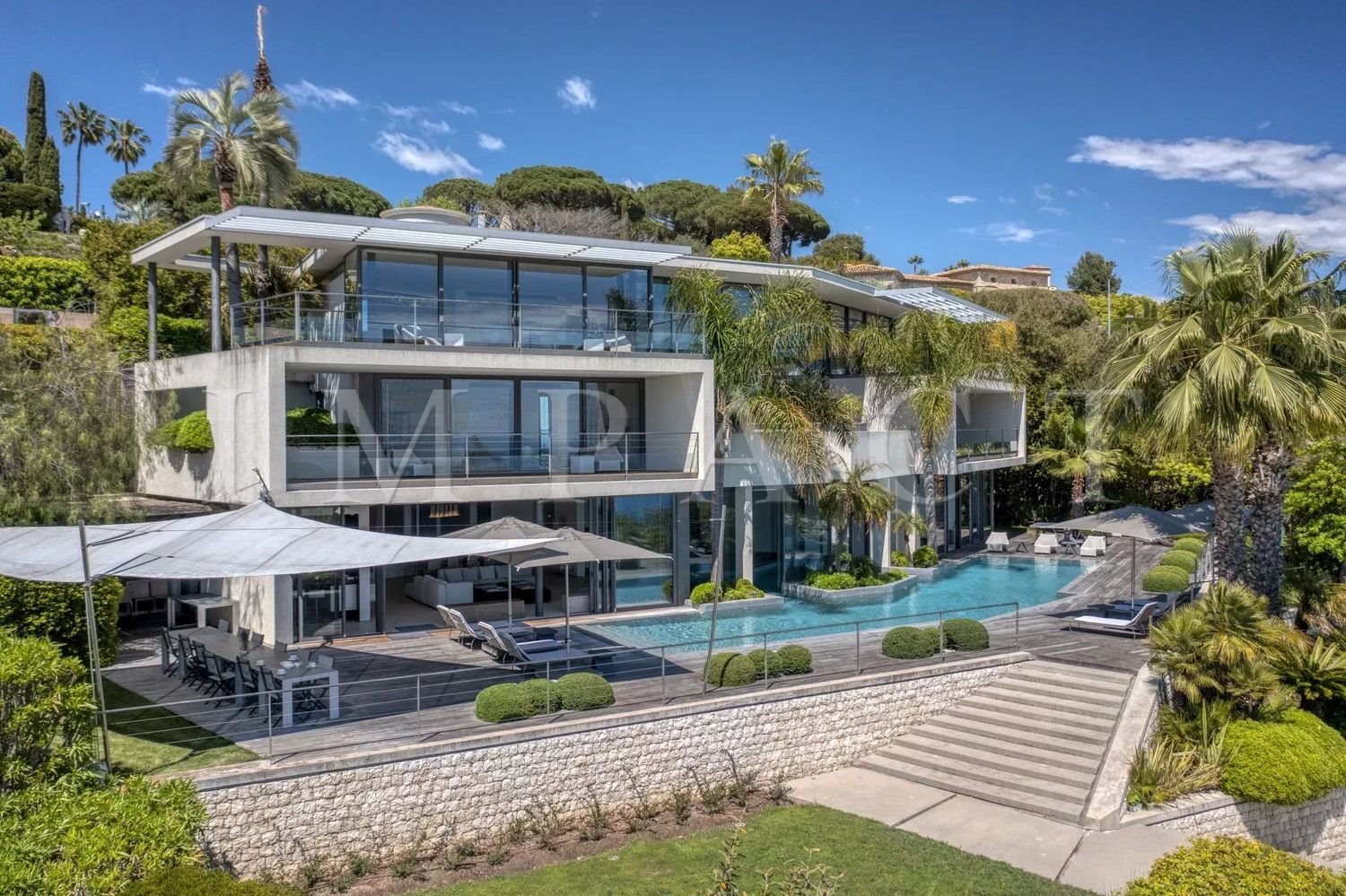 Maison à louer, 640m², Vallauris