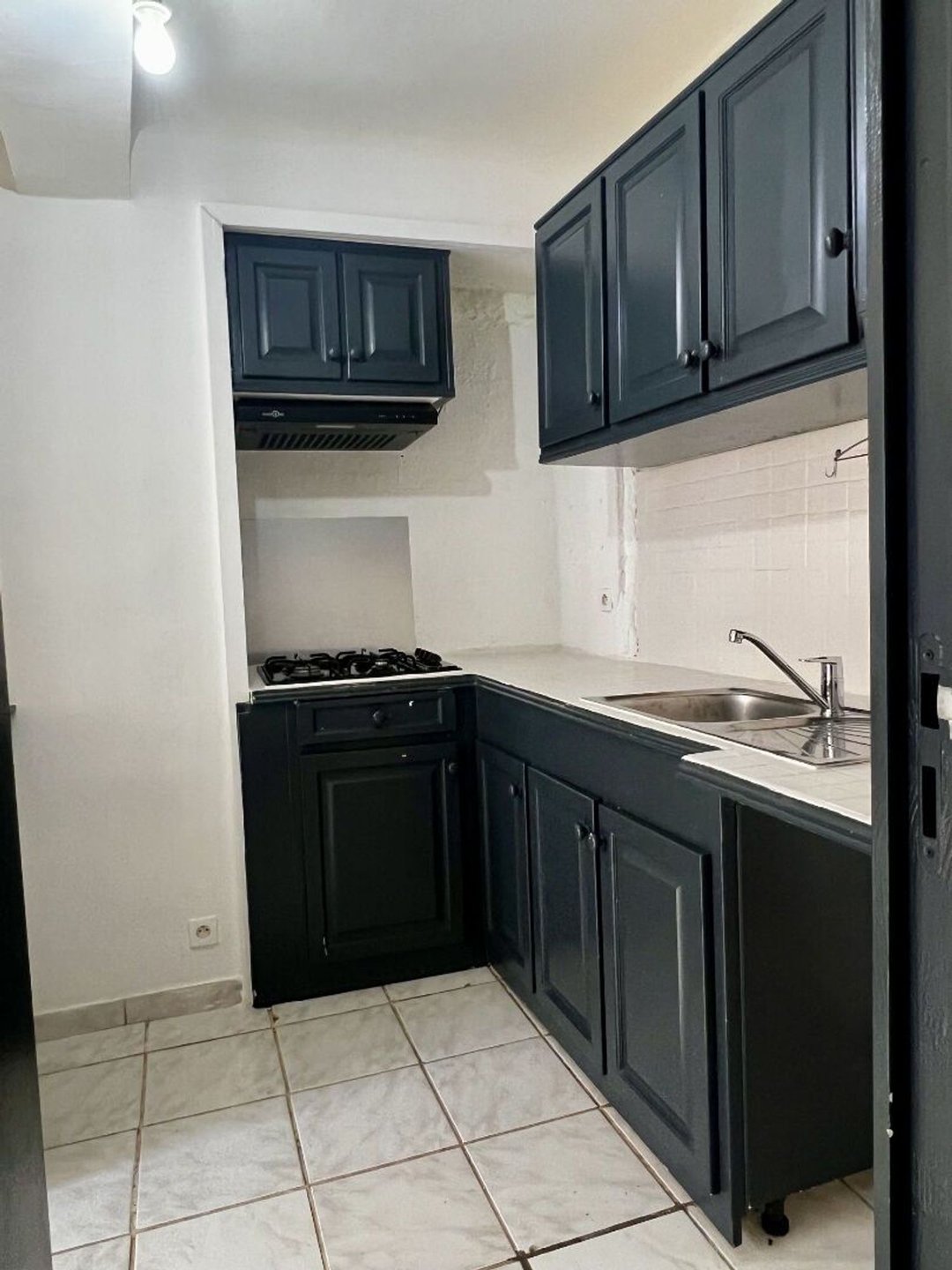 Appartement à louer, 31m², La Roquebrussanne