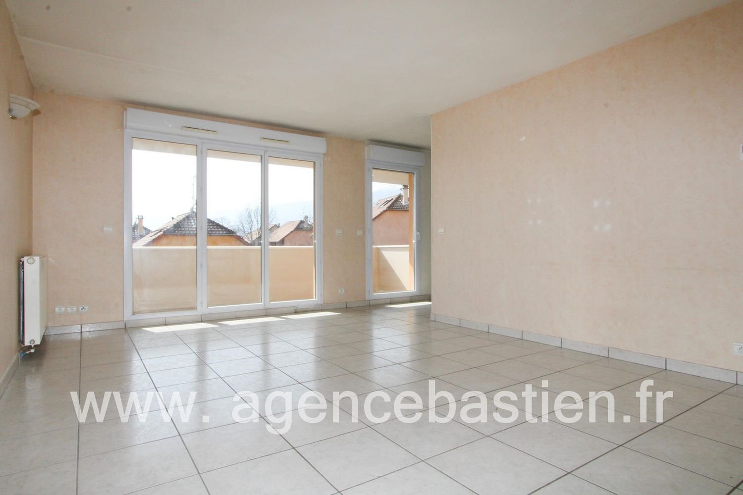 Appartement à louer, 68m², Saint-Genis-Pouilly