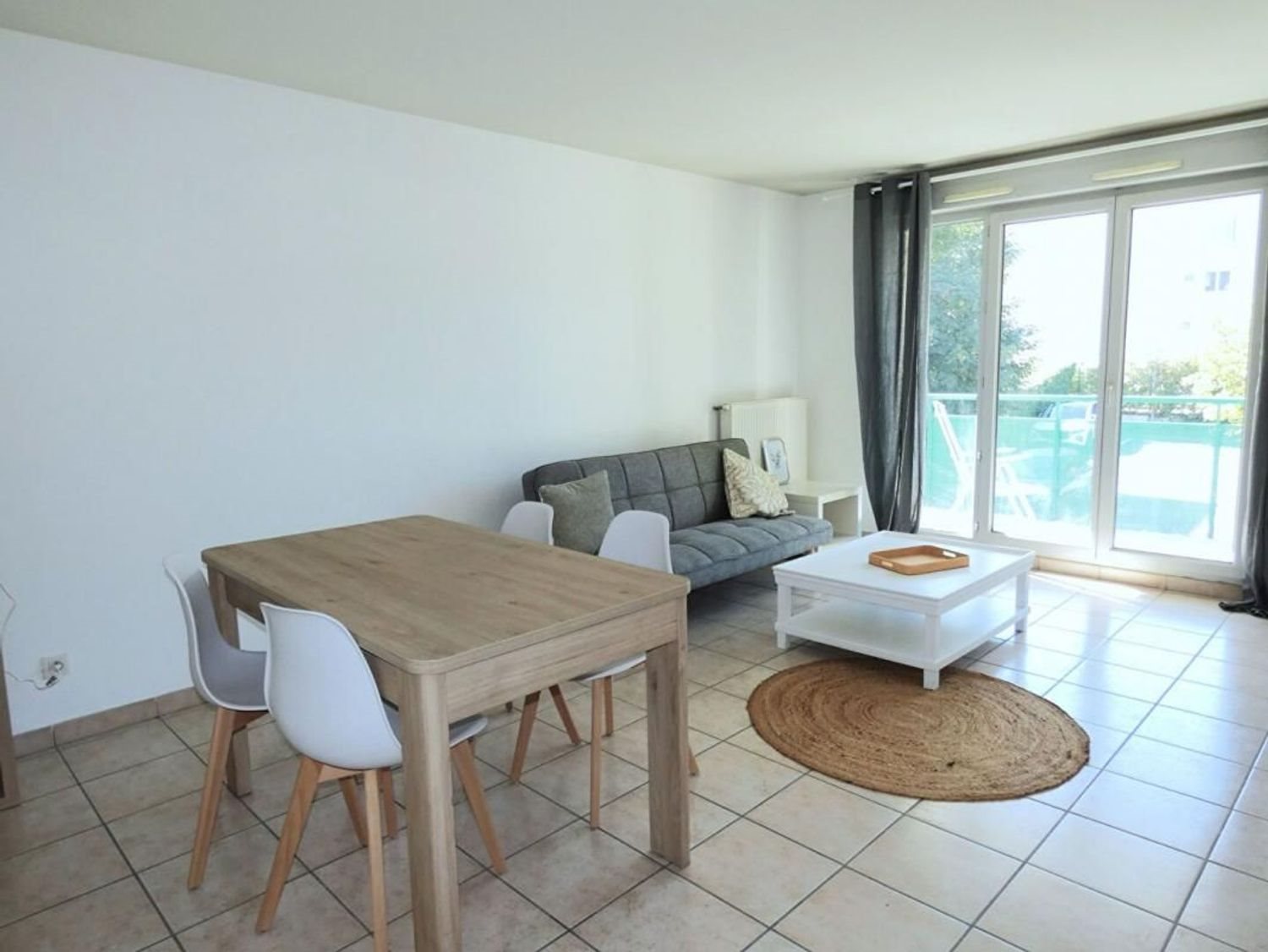 Appartement à louer, 47m², Saint-Genis-Laval