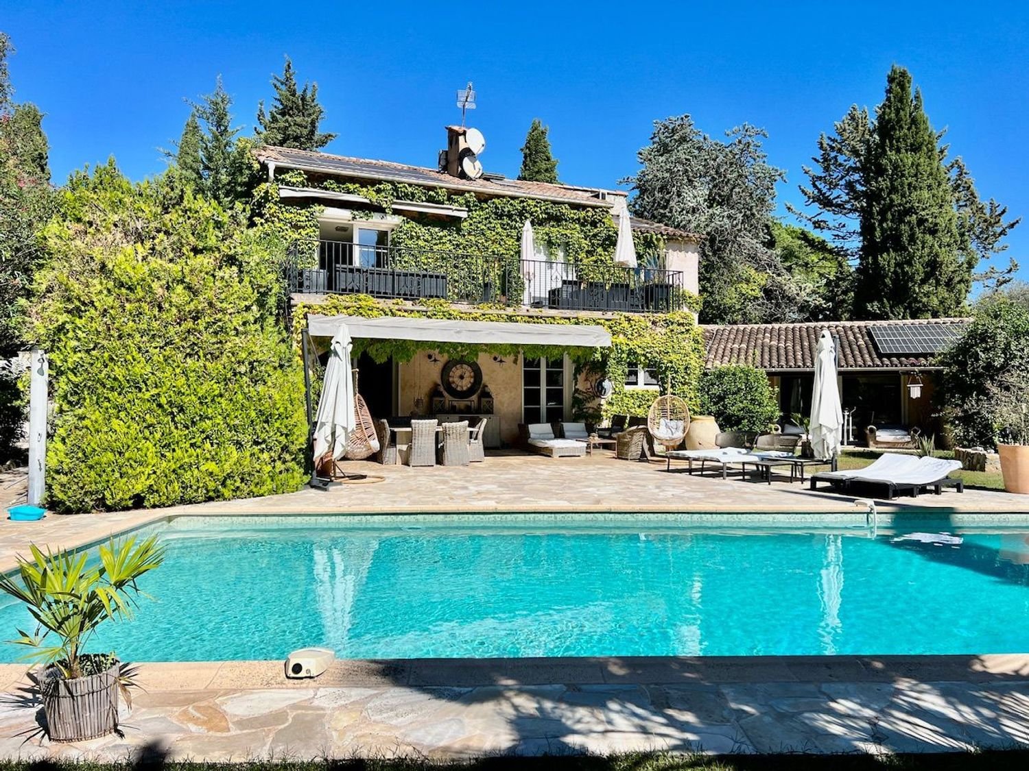Maison à louer, 346m², Mougins