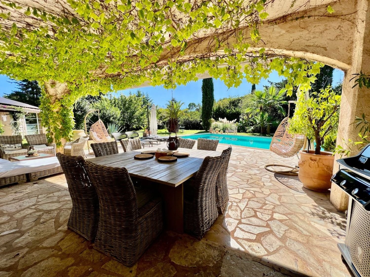 Maison à louer, 346m², Mougins