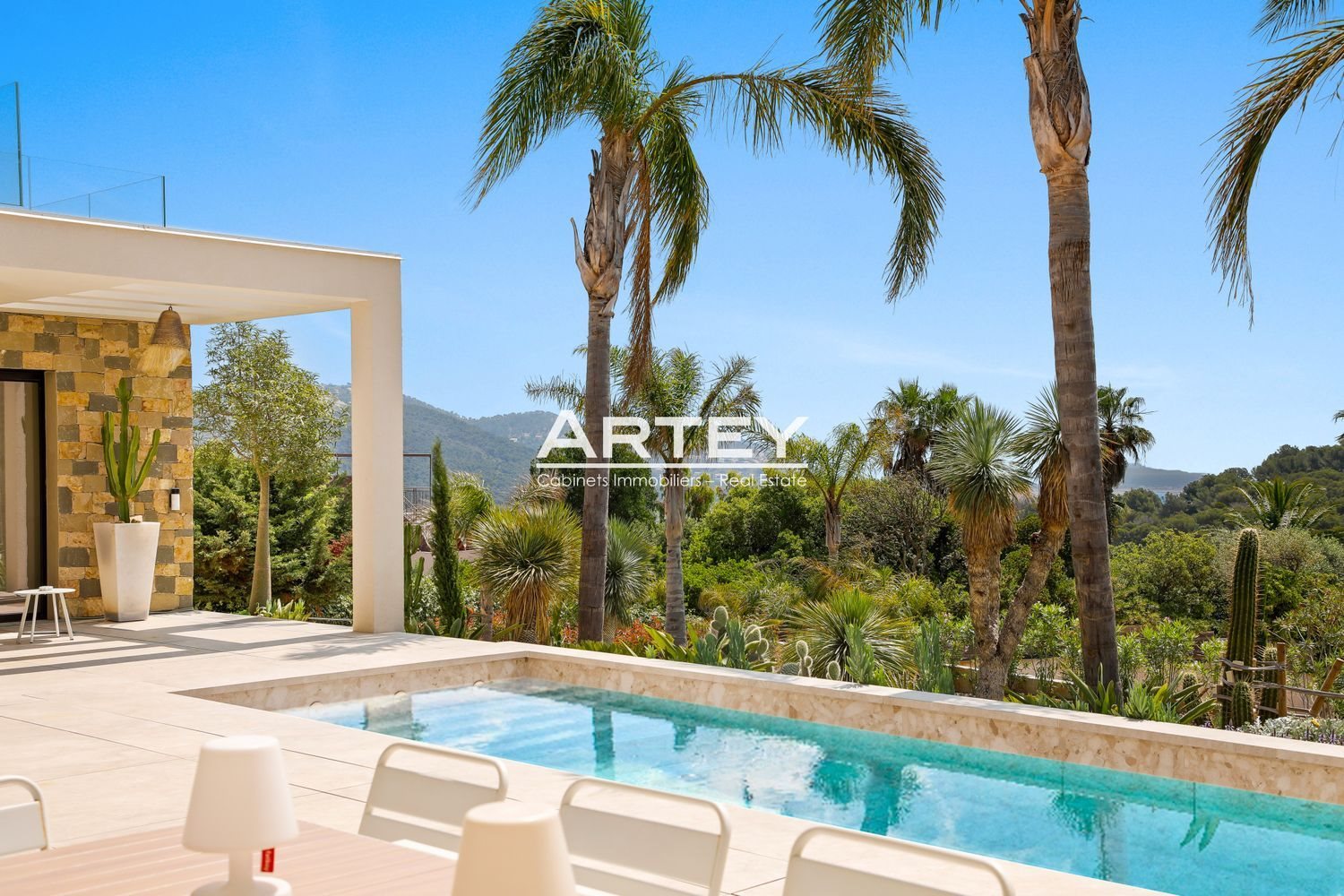 Maison à vendre, 260m², Carqueiranne
