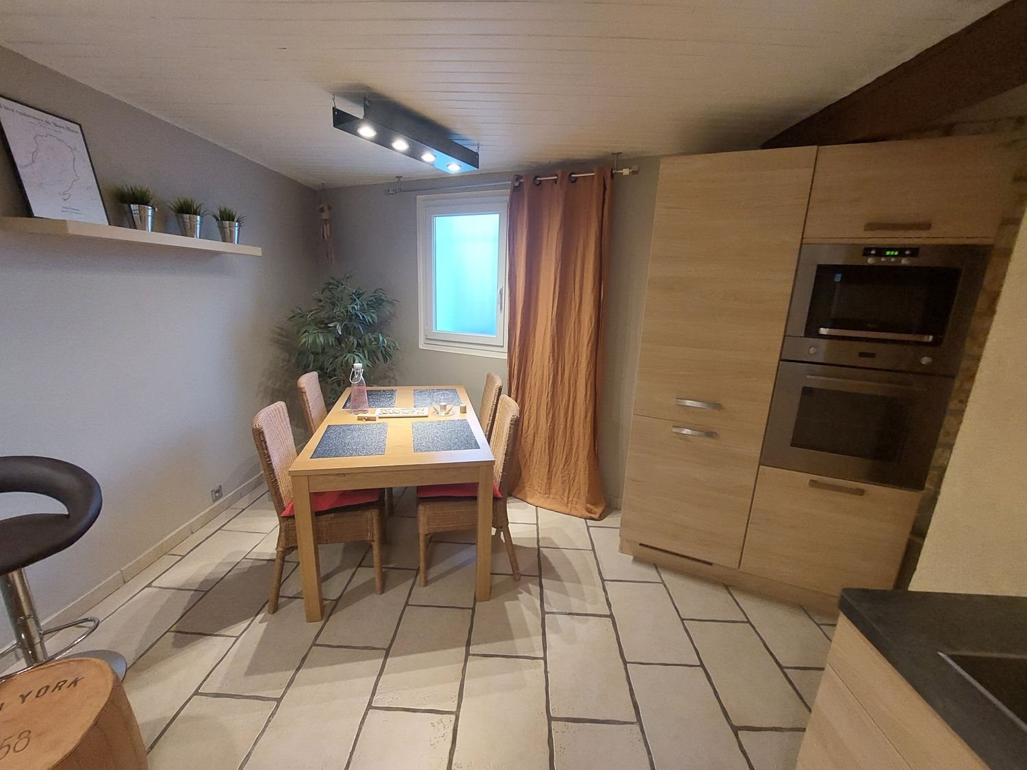Maison à vendre, 61m², Bourg-Saint-Andéol