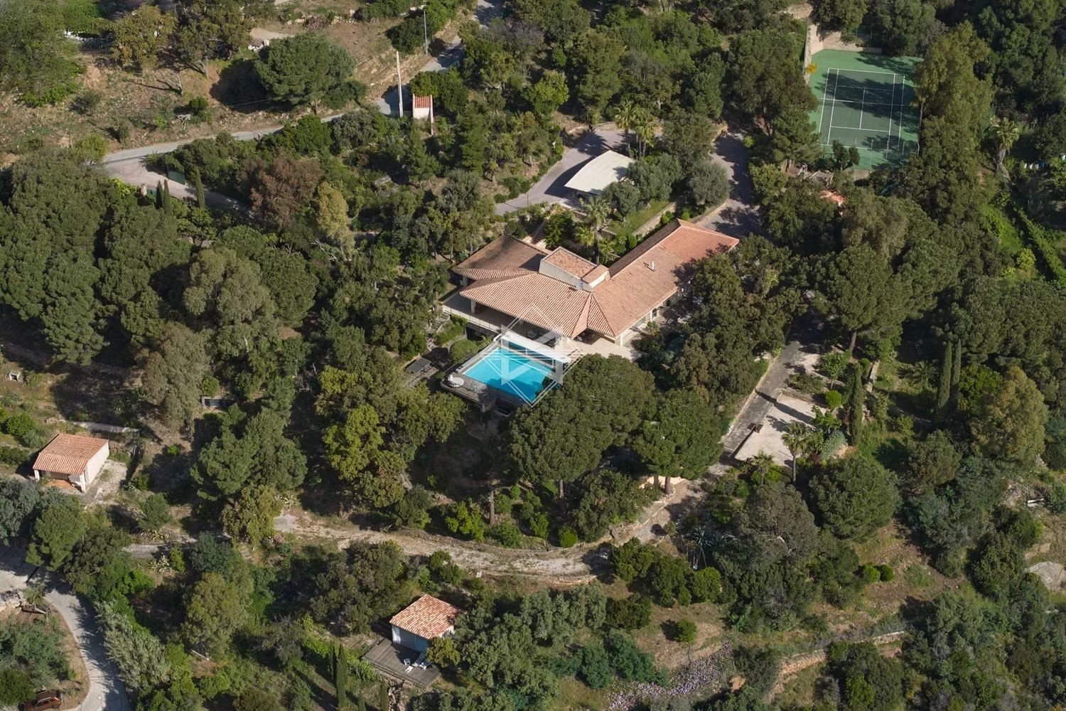Maison à louer, 340m², Le Lavandou
