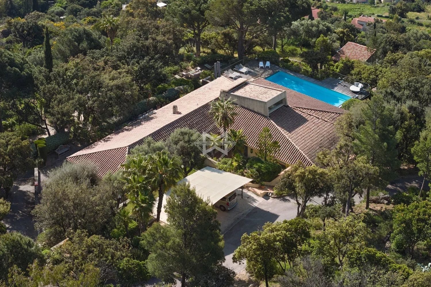 Maison à louer, 340m², Le Lavandou