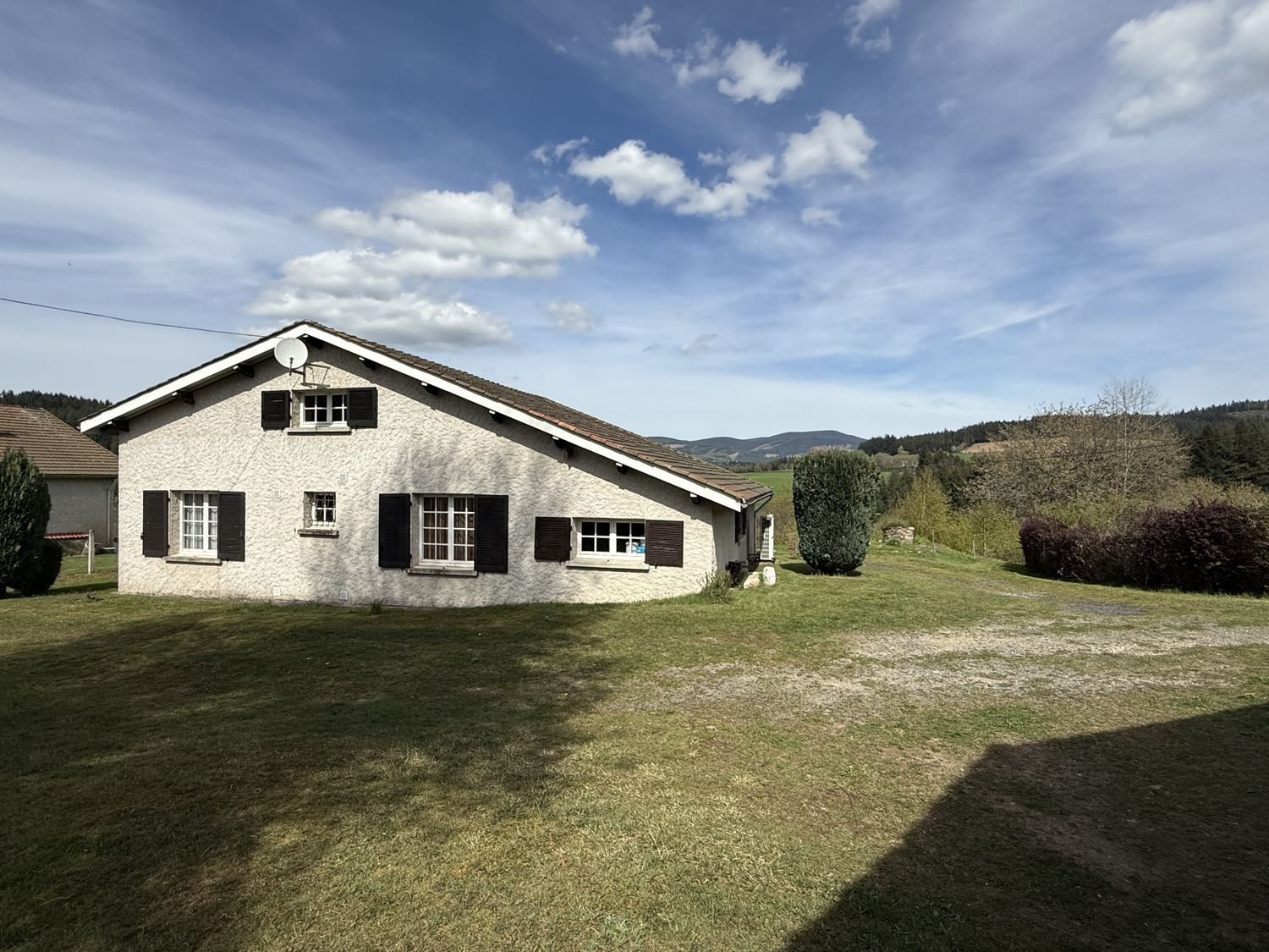 Maison à vendre, 111m², Celles-sur-Durolle