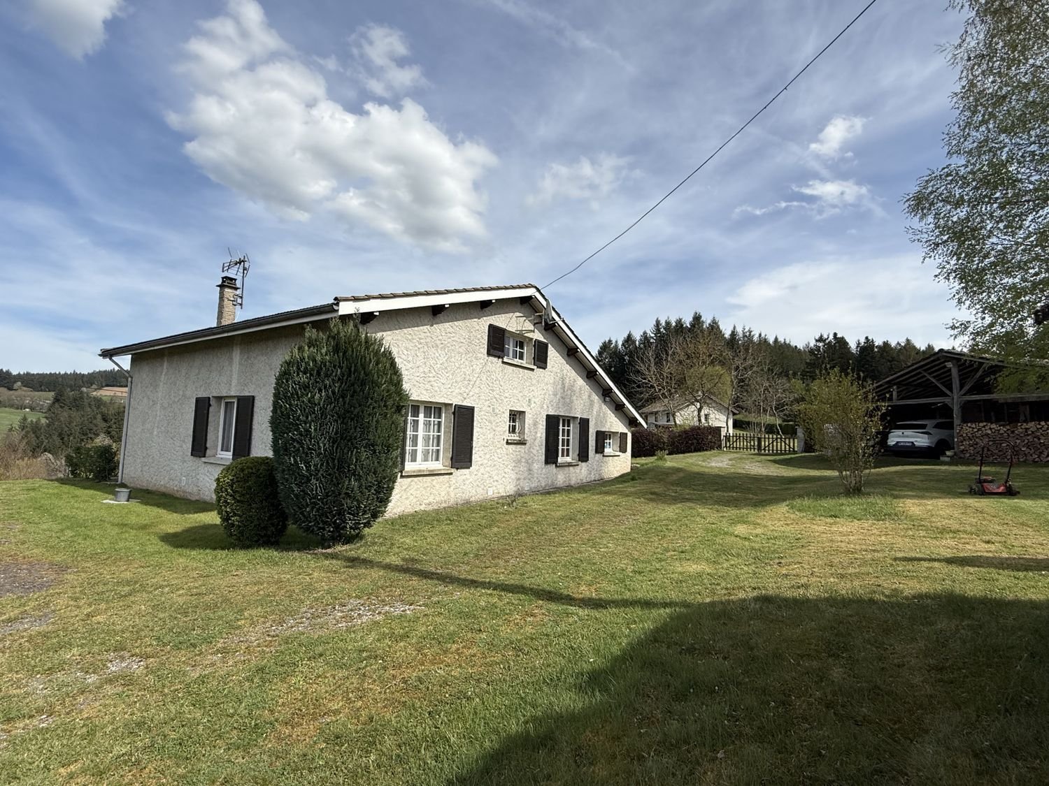 Maison à vendre, 111m², Celles-sur-Durolle
