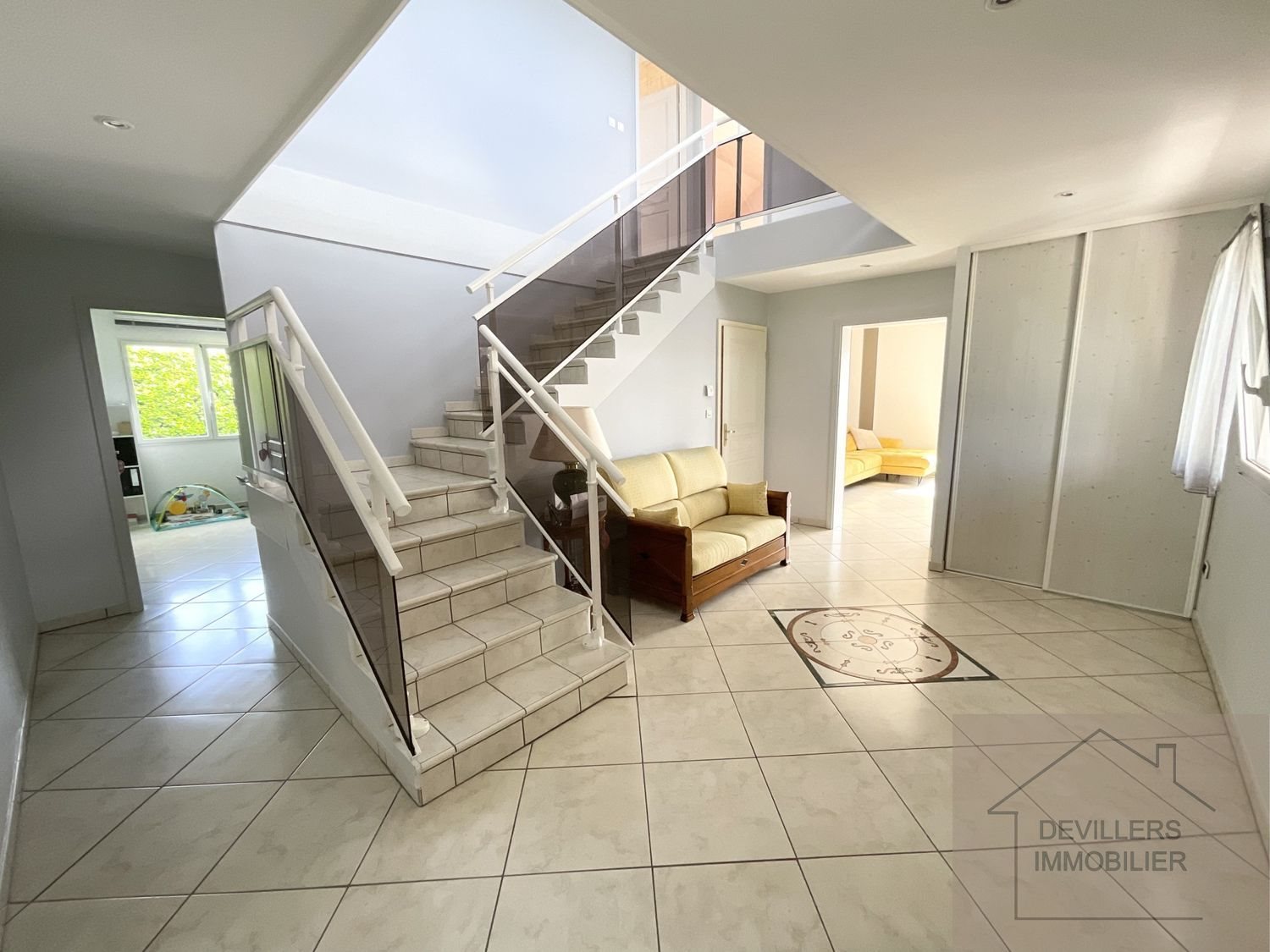 Maison à vendre, 199m², Mamirolle
