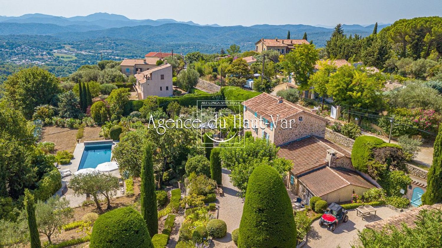 Maison à vendre, 270m², Montauroux