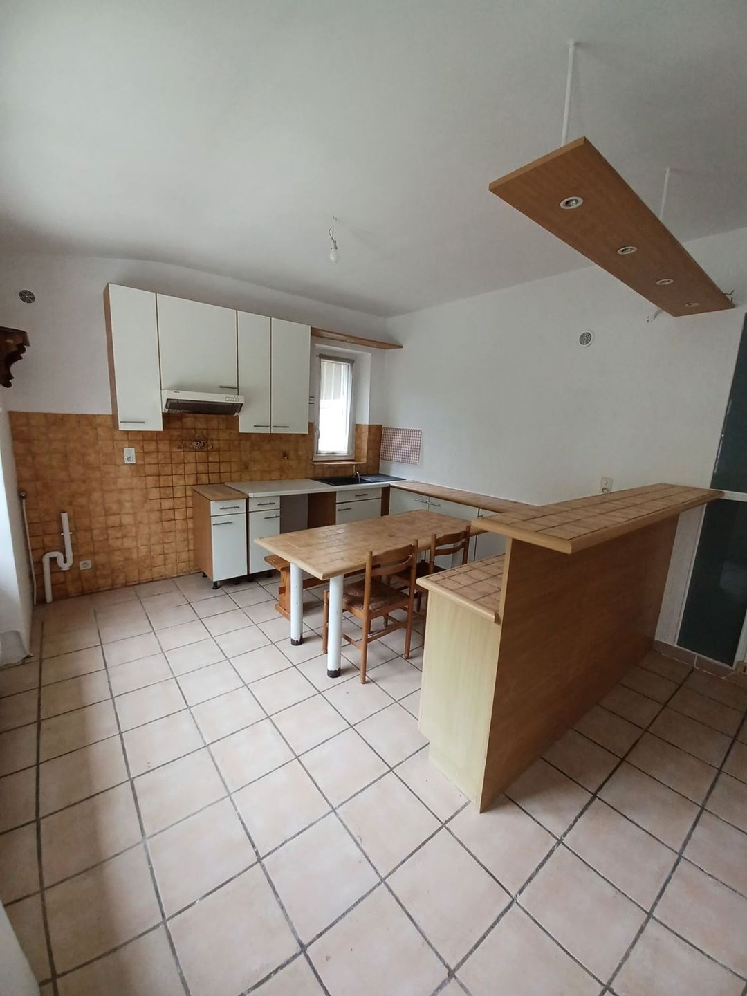 Appartement à louer, 79m², Langogne