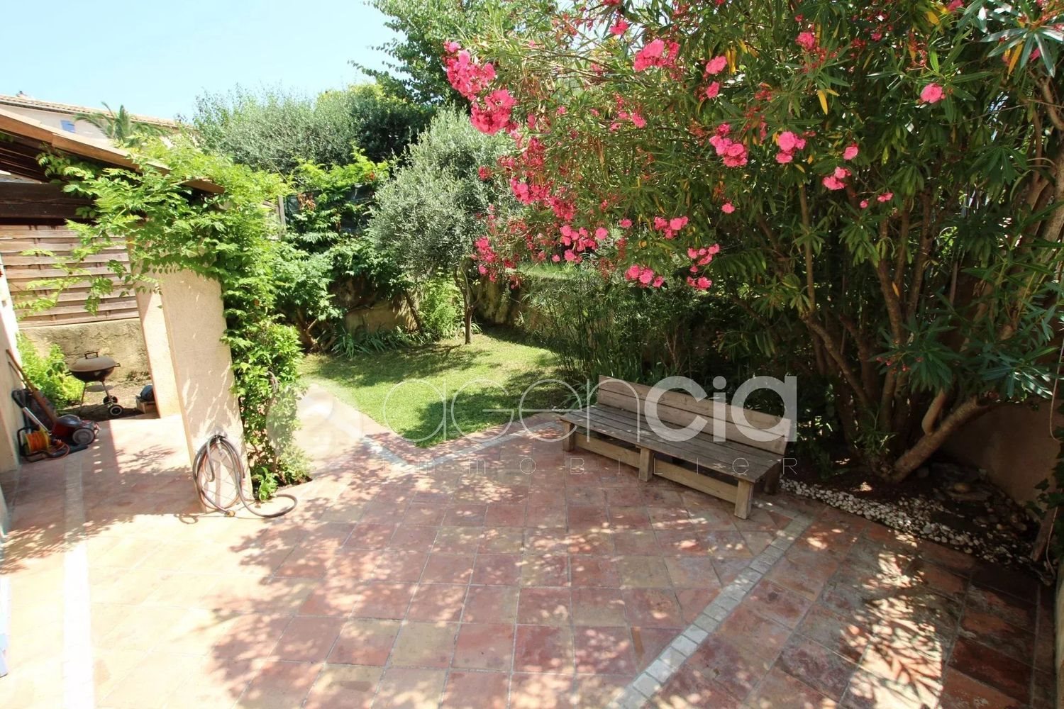 Maison à vendre, 117m², Le Rouret