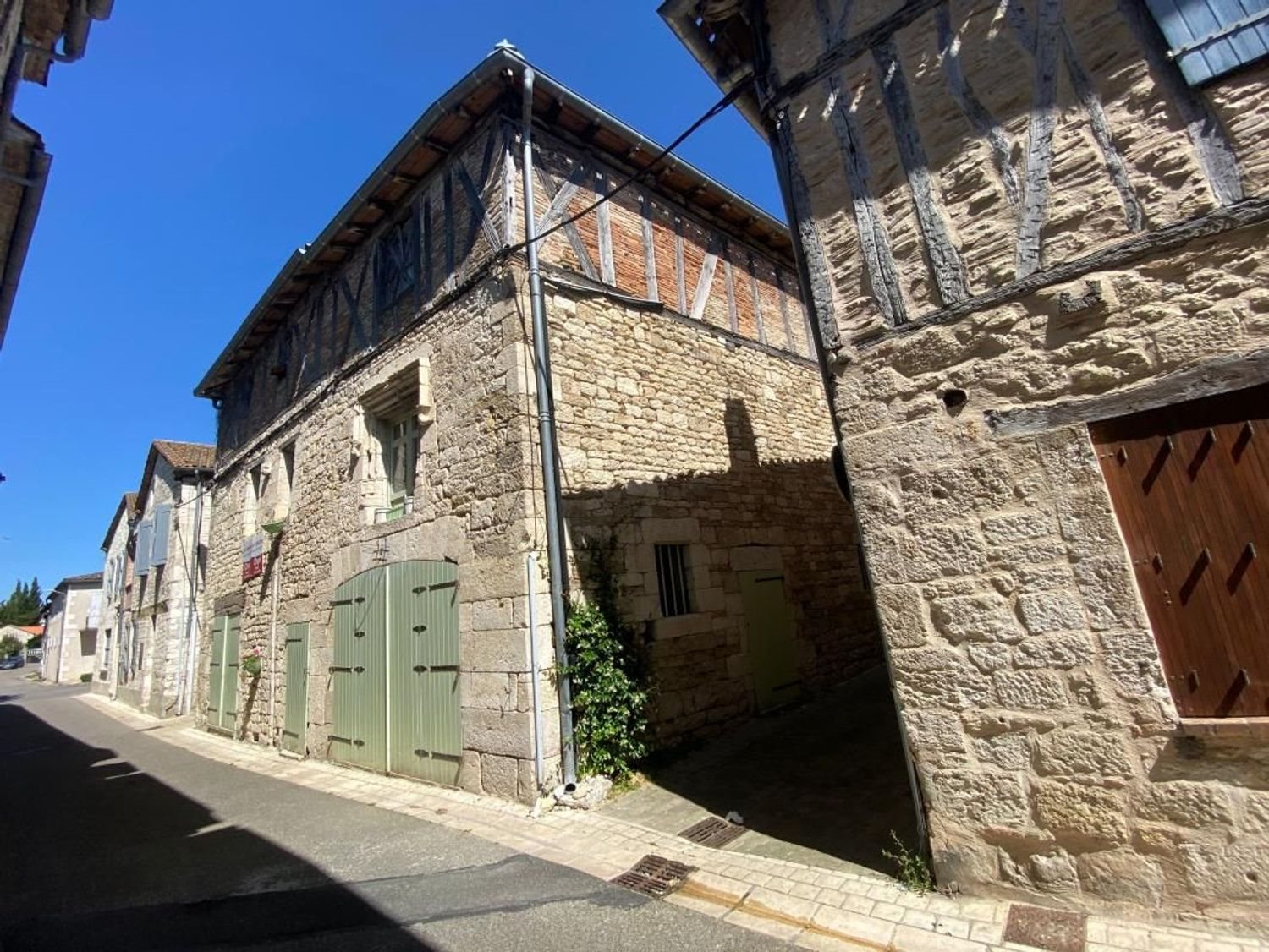 Maison à vendre, 218m², Montpezat-de-Quercy