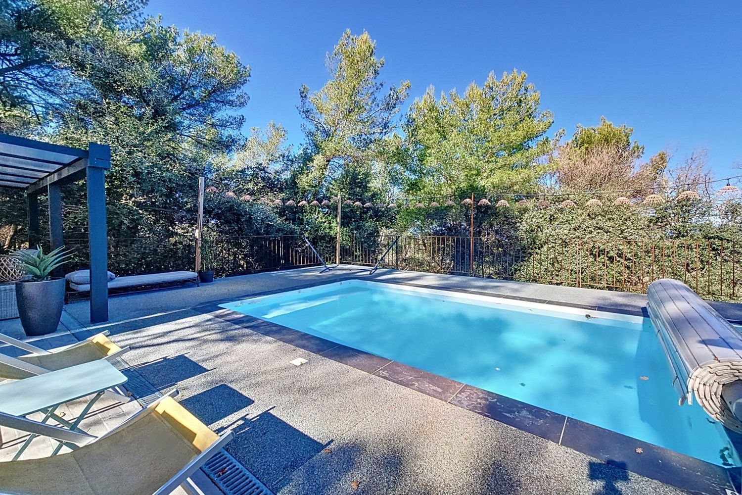 Maison à vendre, 170m², Mimet