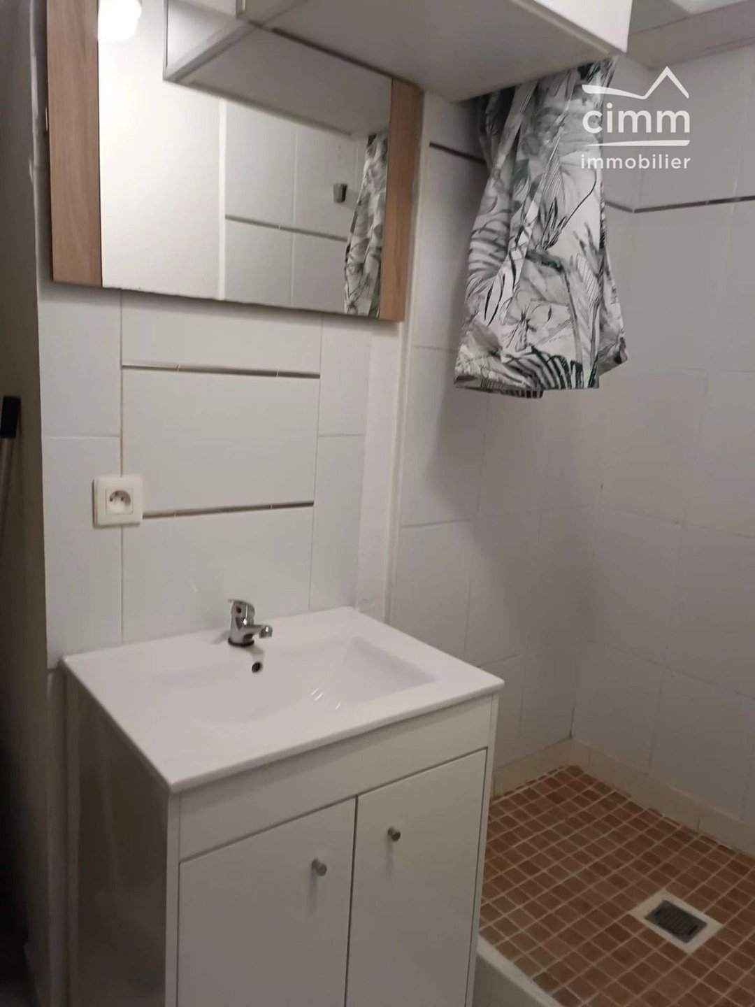 Appartement à louer, 23m², L'Isle-sur-la-Sorgue