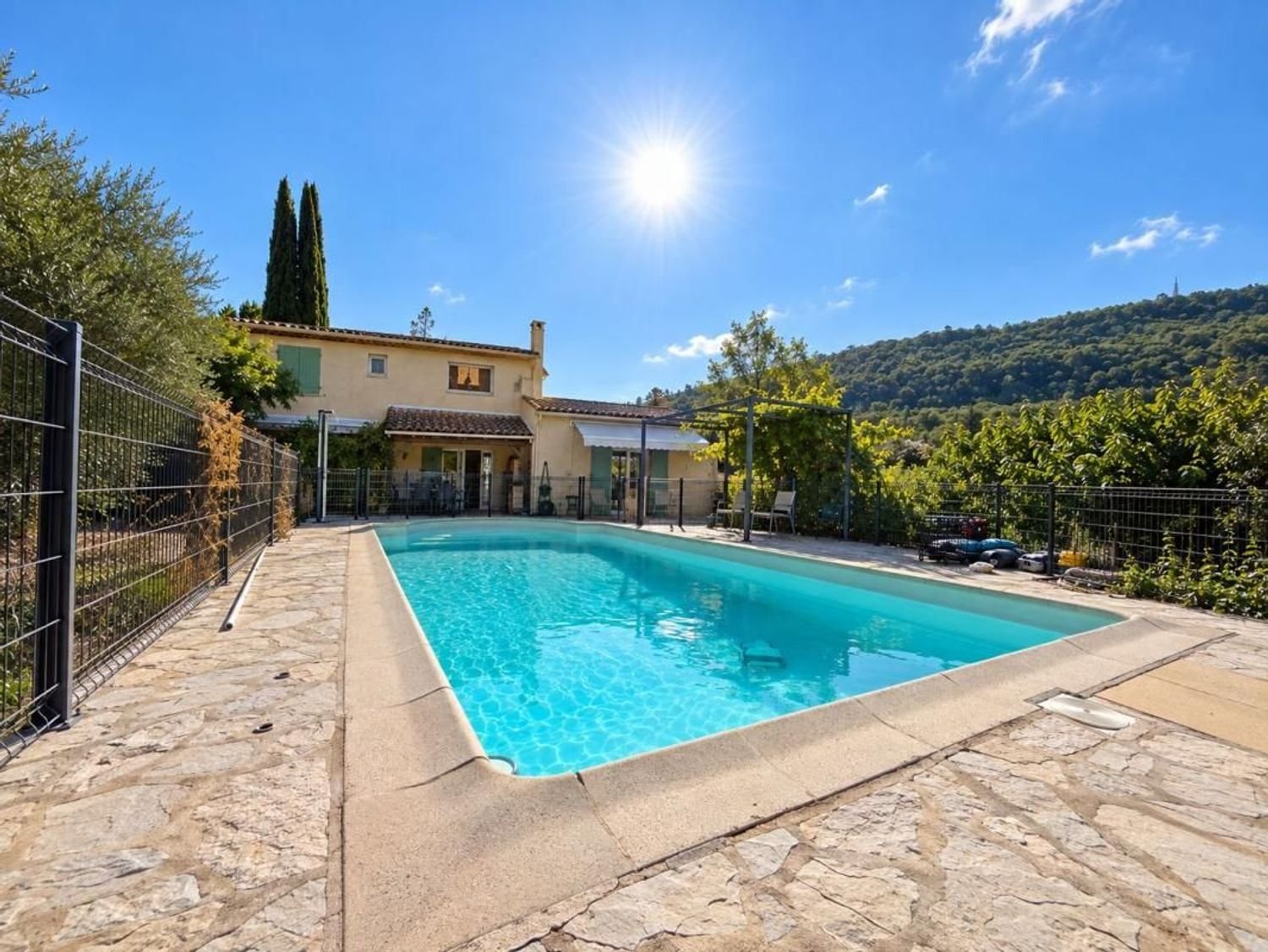 Maison à vendre, 217m², Le Bar-sur-Loup