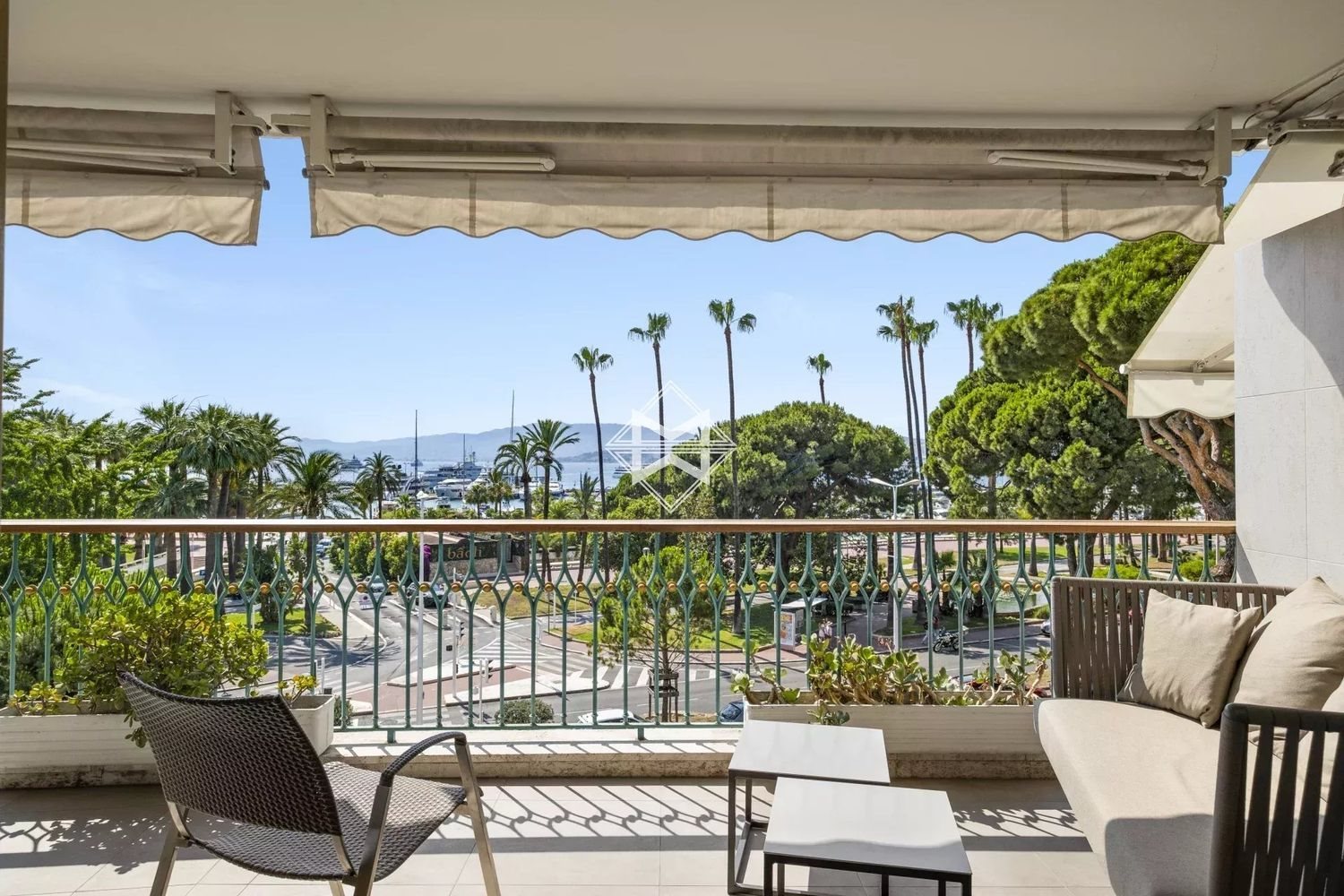 Appartement à louer, 84m², Cannes