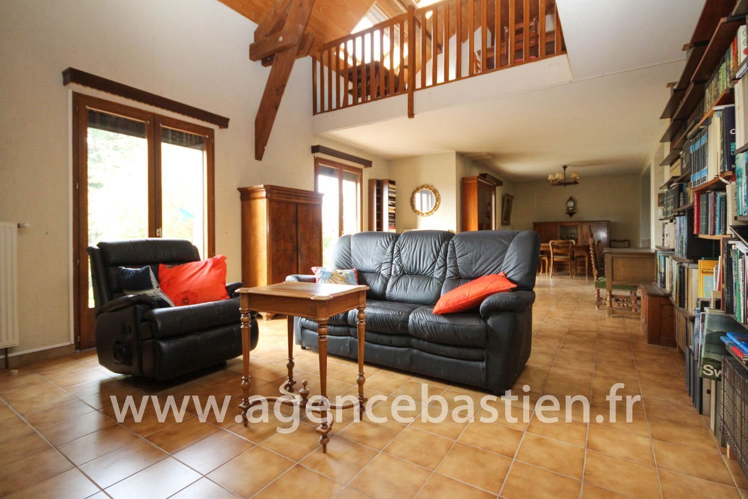 Maison à vendre, 145m², Grilly
