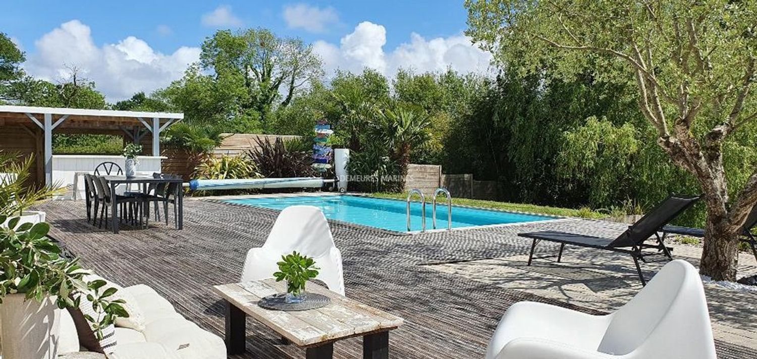 Maison à vendre, 180m², Theix