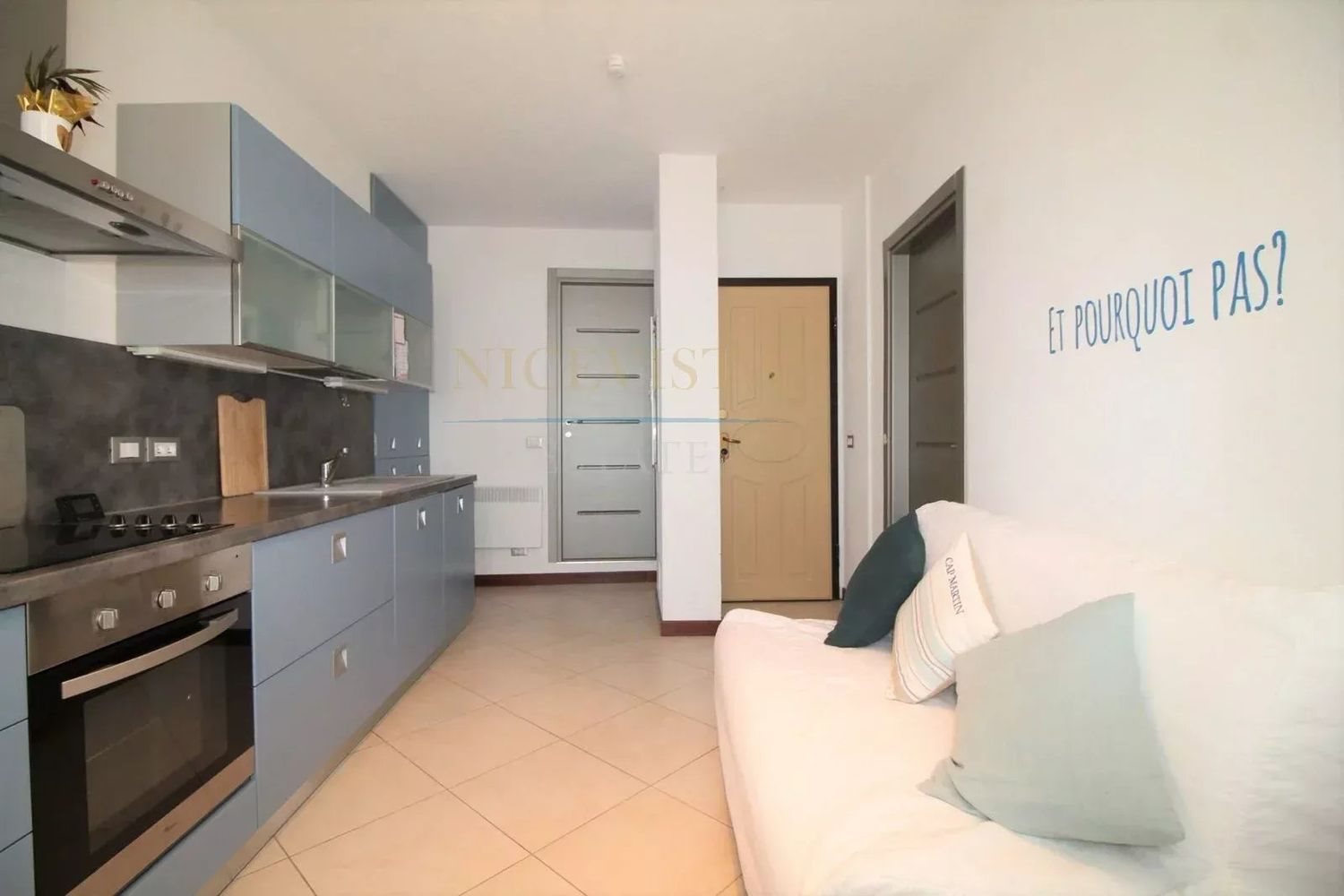 Appartement à louer, 29m², Menton