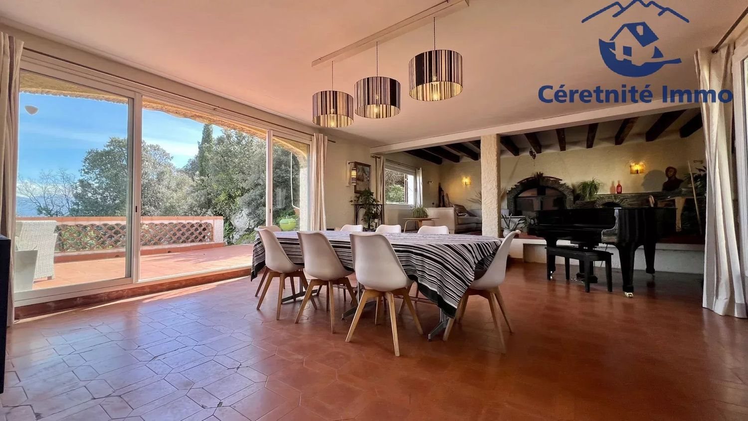 Maison à vendre, 380m², Saint-Thomas-en-Royans