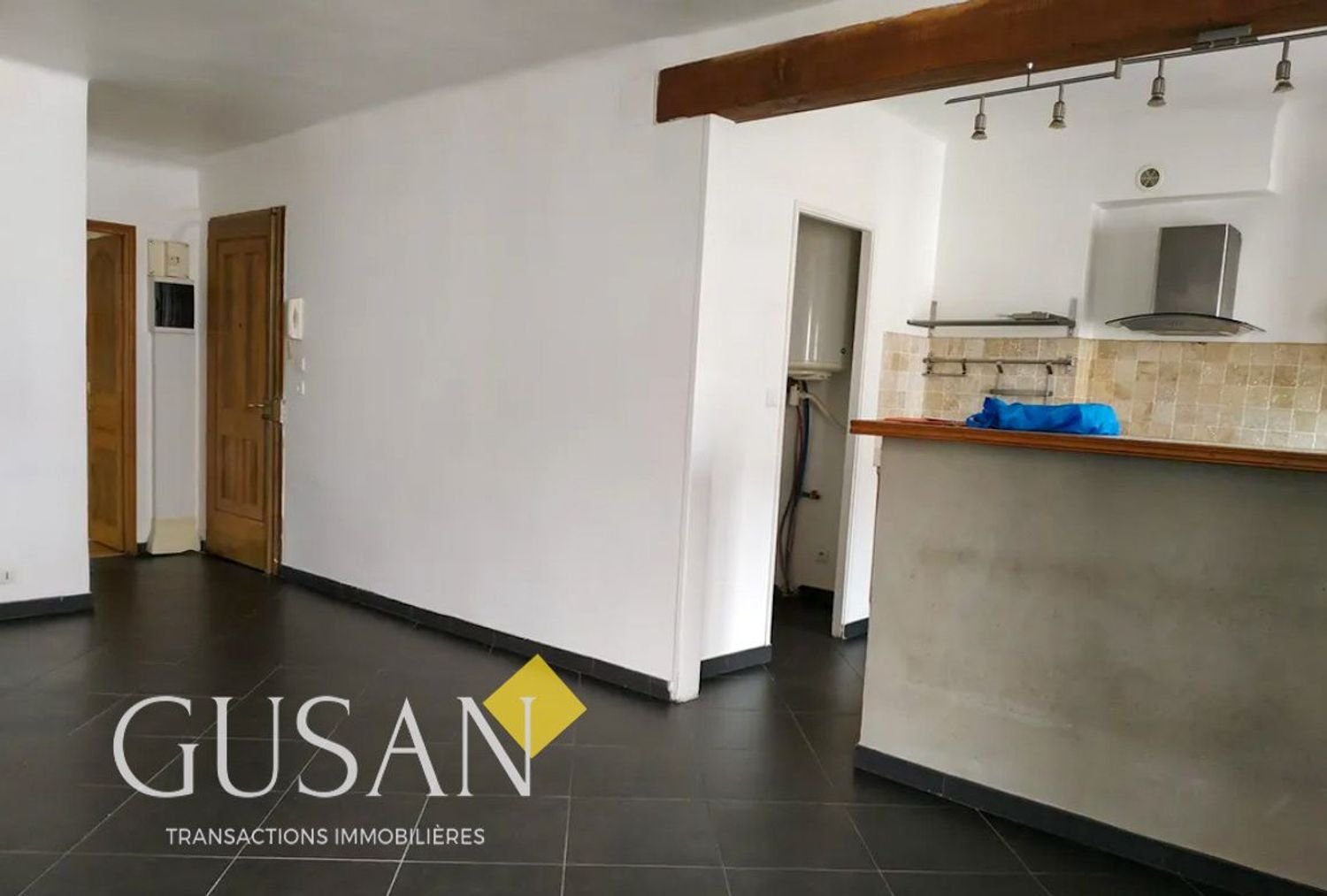 Appartement à louer, 50m², Toulon