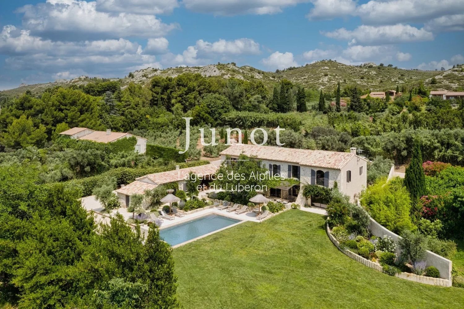 Maison à louer, 280m², Maussane-les-Alpilles