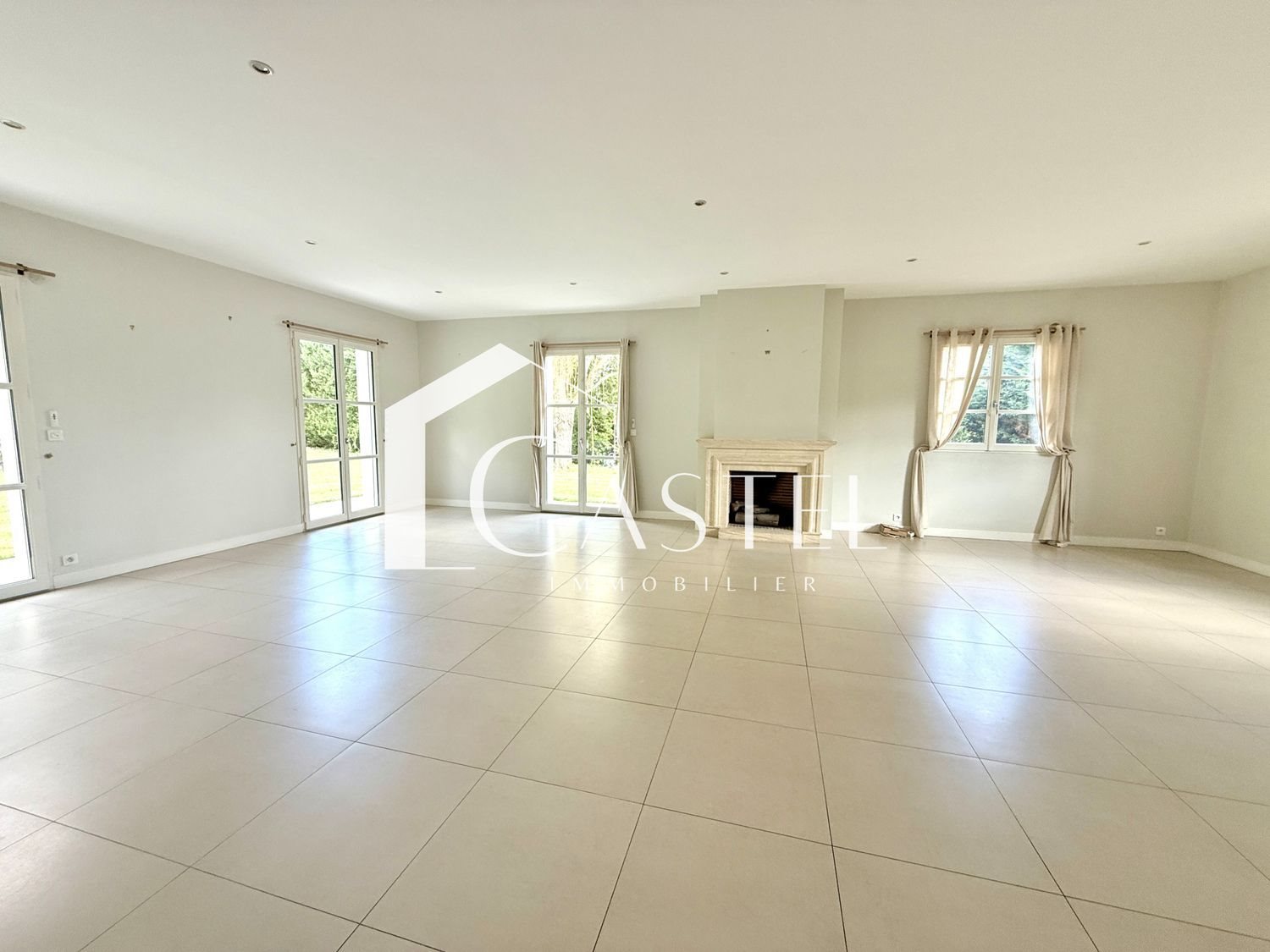 Maison à vendre, 265m², Orgeval