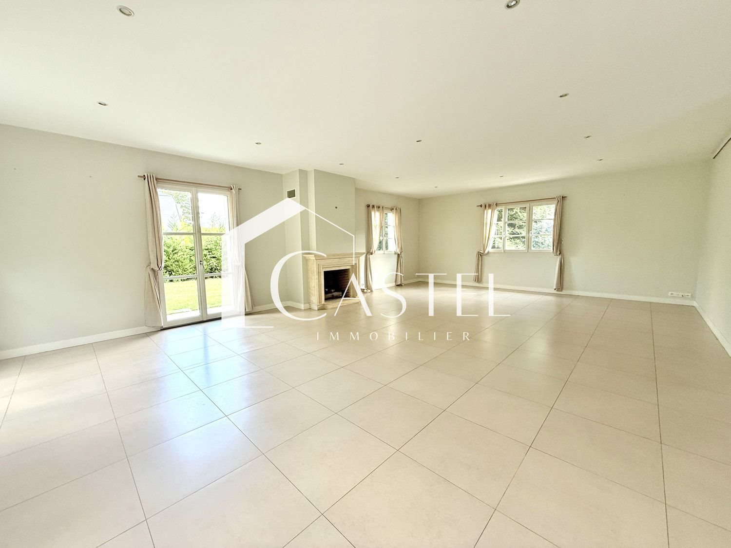 Maison à vendre, 265m², Orgeval