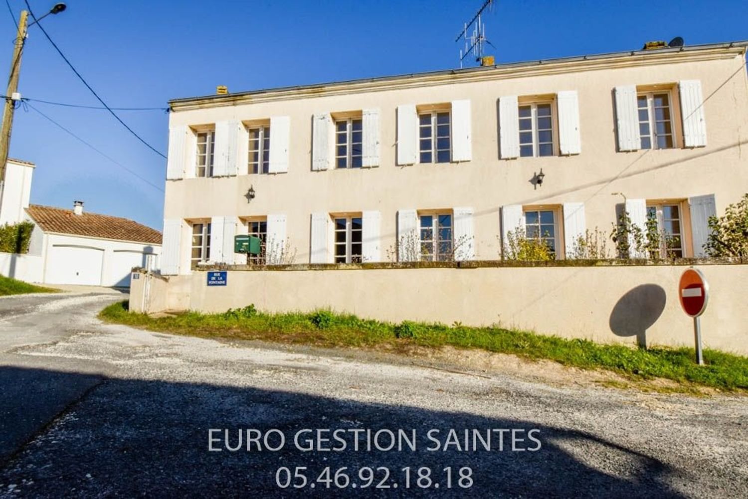 Maison à louer, 128m², Saintes