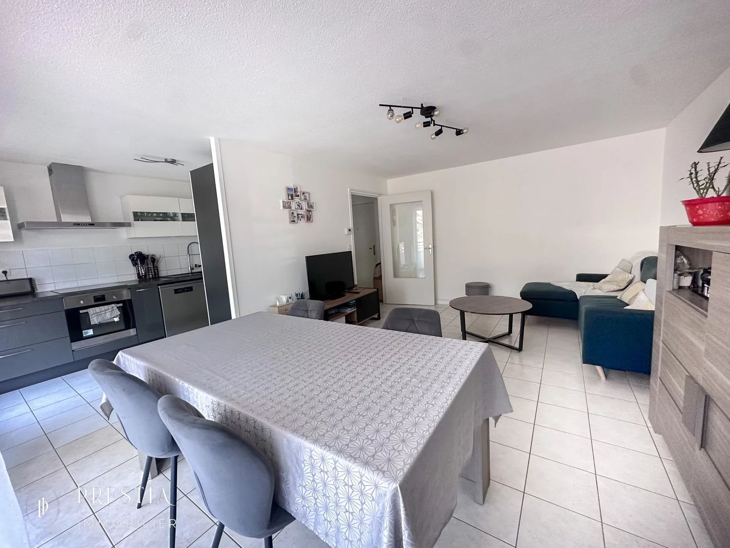 Appartement à vendre, 64m², Gex