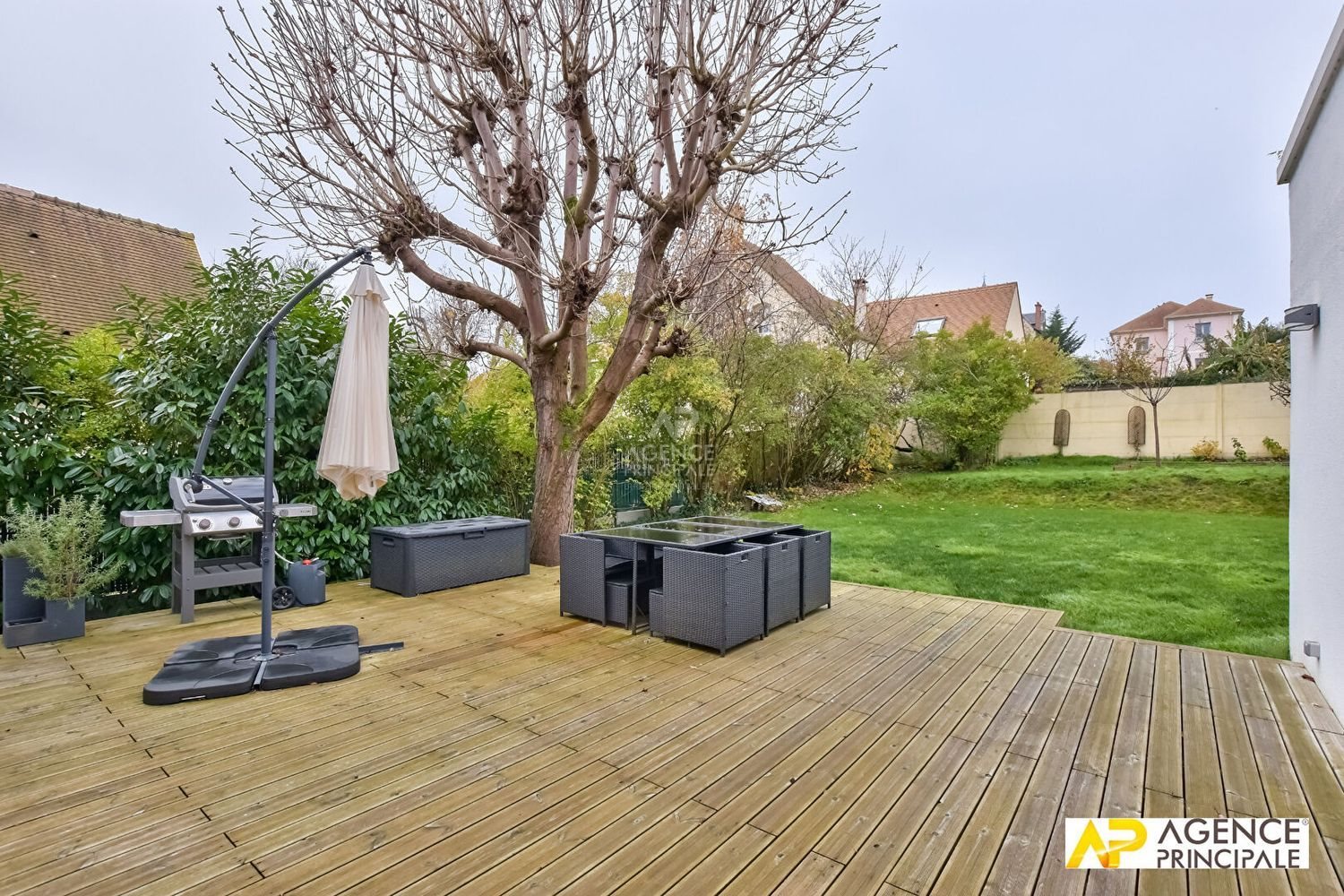 Maison à vendre, 165m², Le Mesnil-le-Roi
