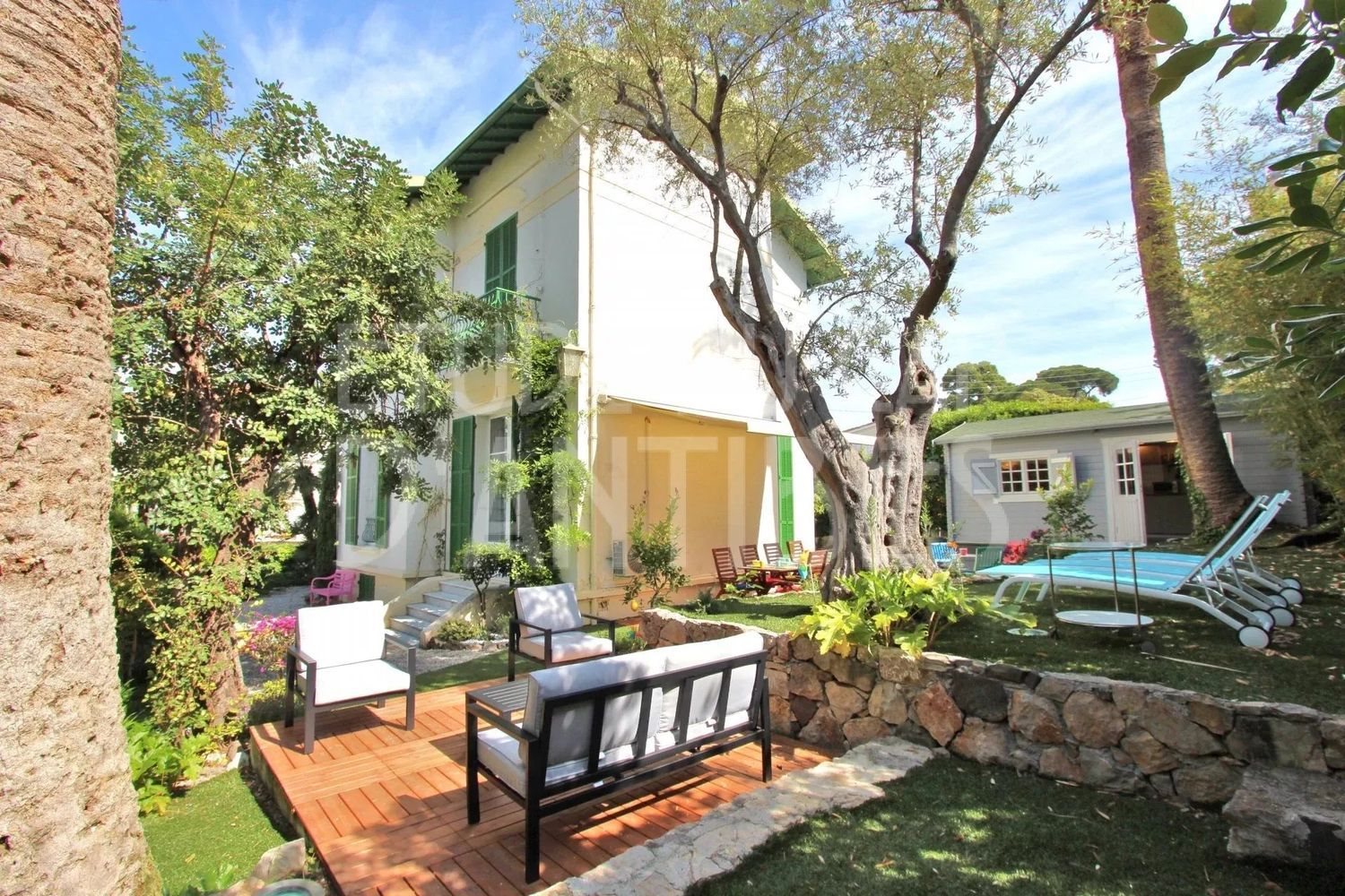 Maison à louer, 160m², Antibes