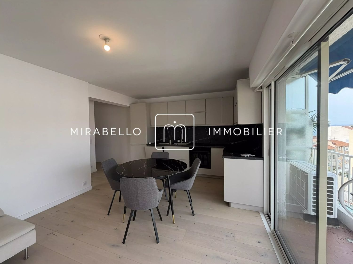 Appartement à louer, 61m², Nice