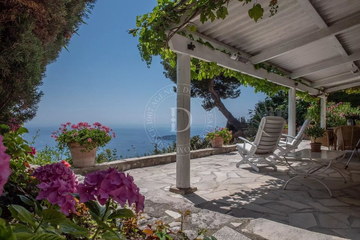 Maison à louer, 110m², Villefranche-sur-Mer