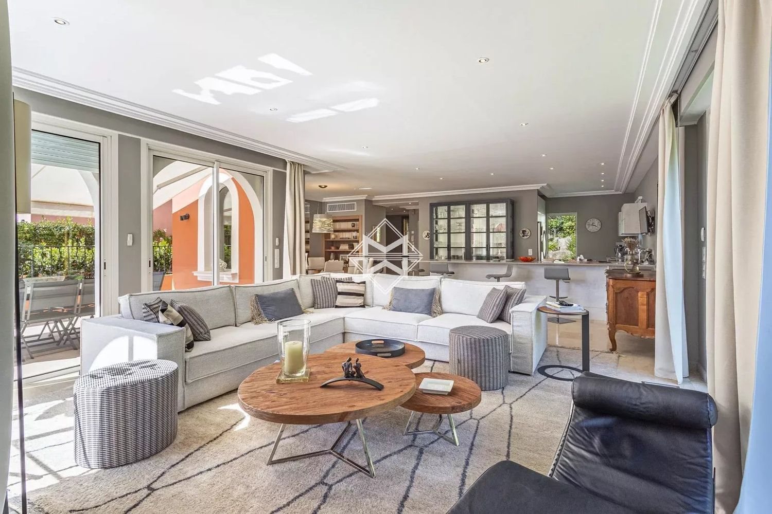 Maison à louer, 262m², Saint-Tropez