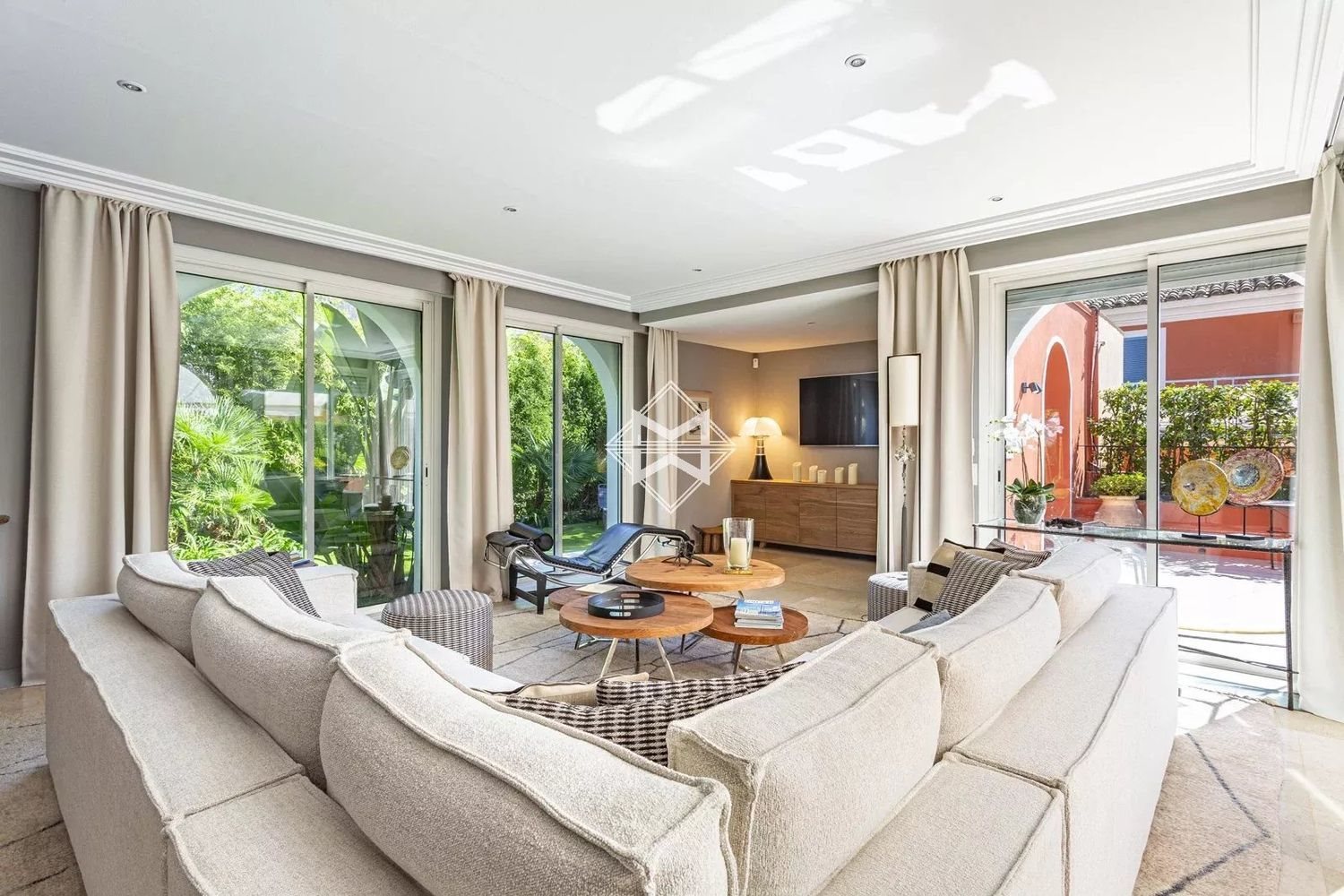 Maison à louer, 262m², Saint-Tropez