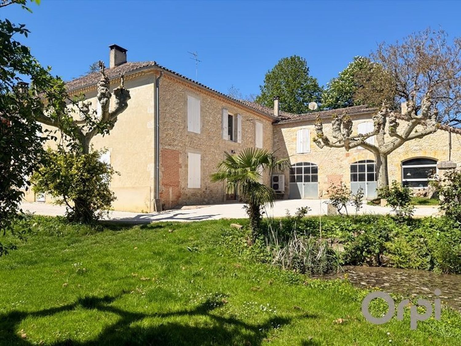 Maison à vendre, 230m², Soumensac