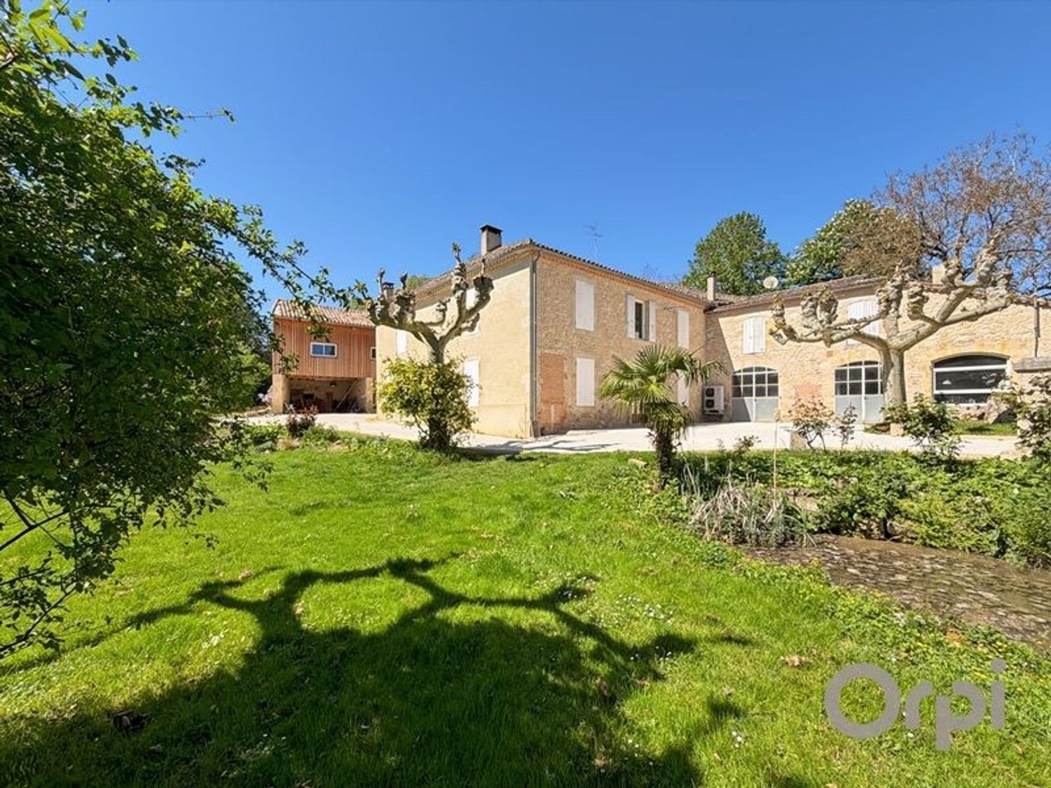 Maison à vendre, 230m², Soumensac