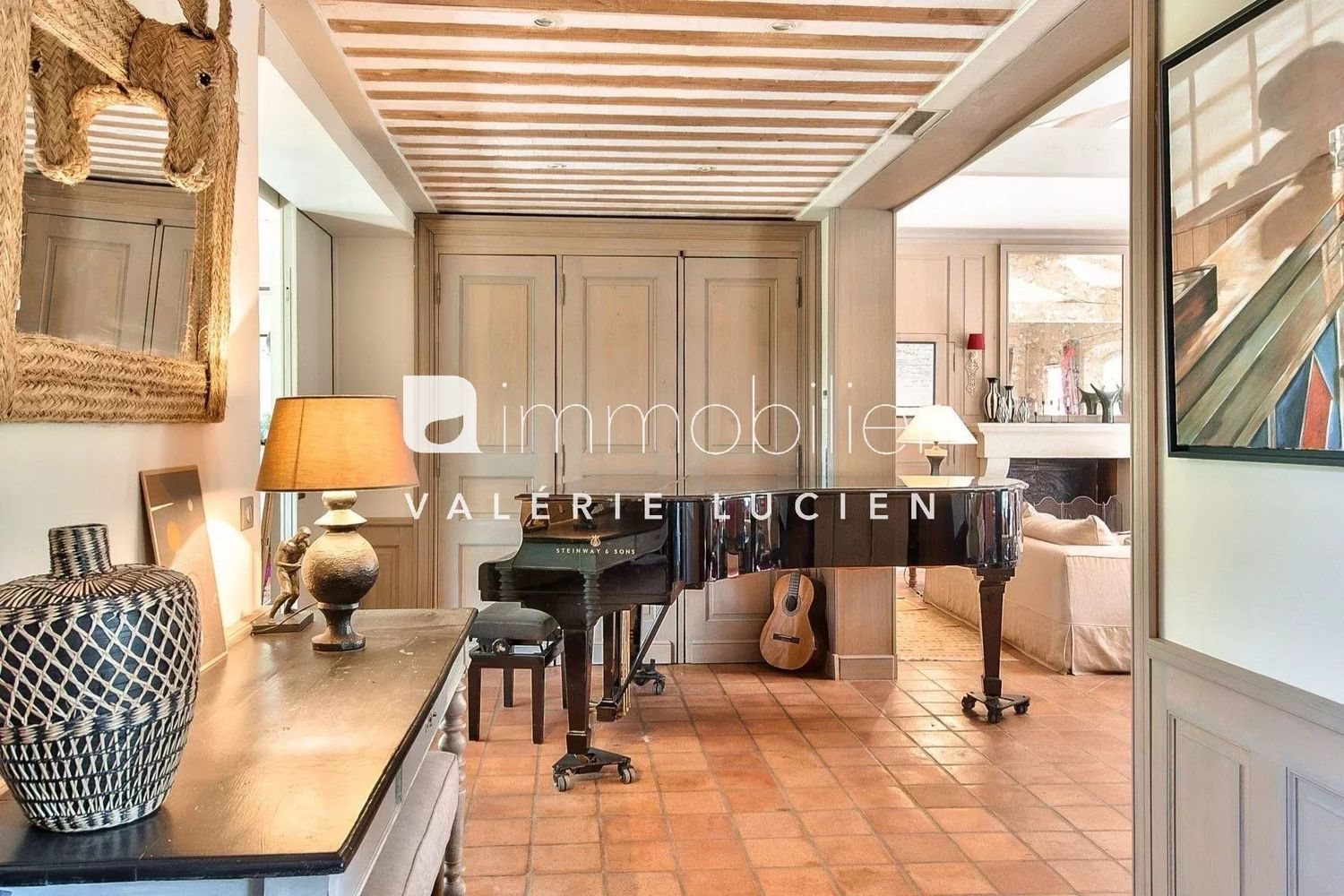 Maison à louer, 450m², Saint-Rémy-de-Provence