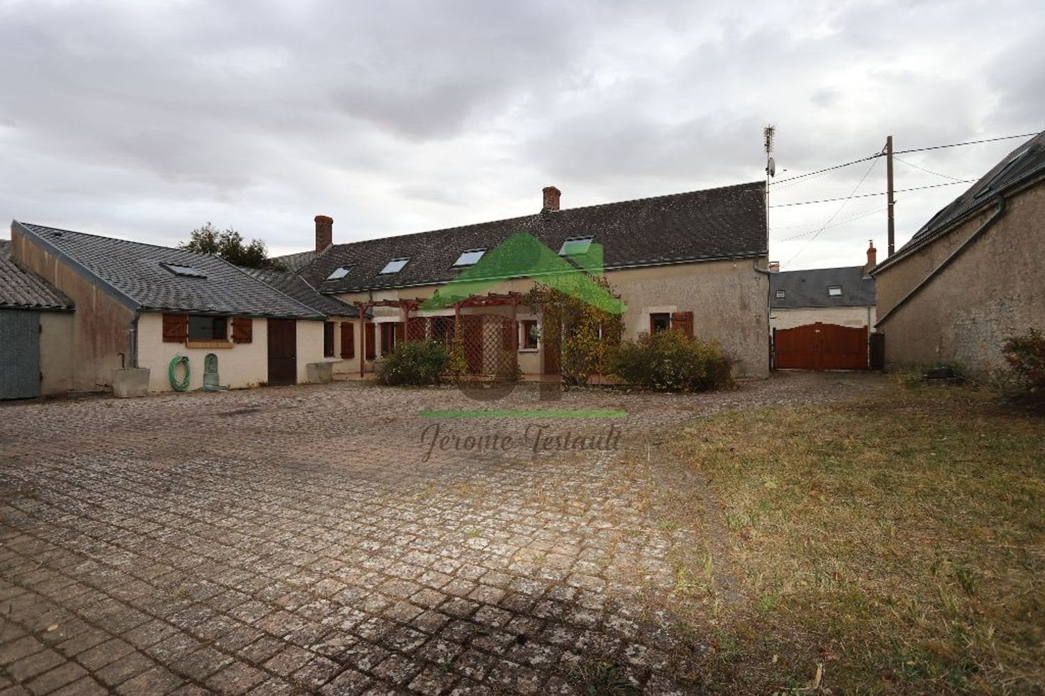 Maison à vendre, 191m², Ormes
