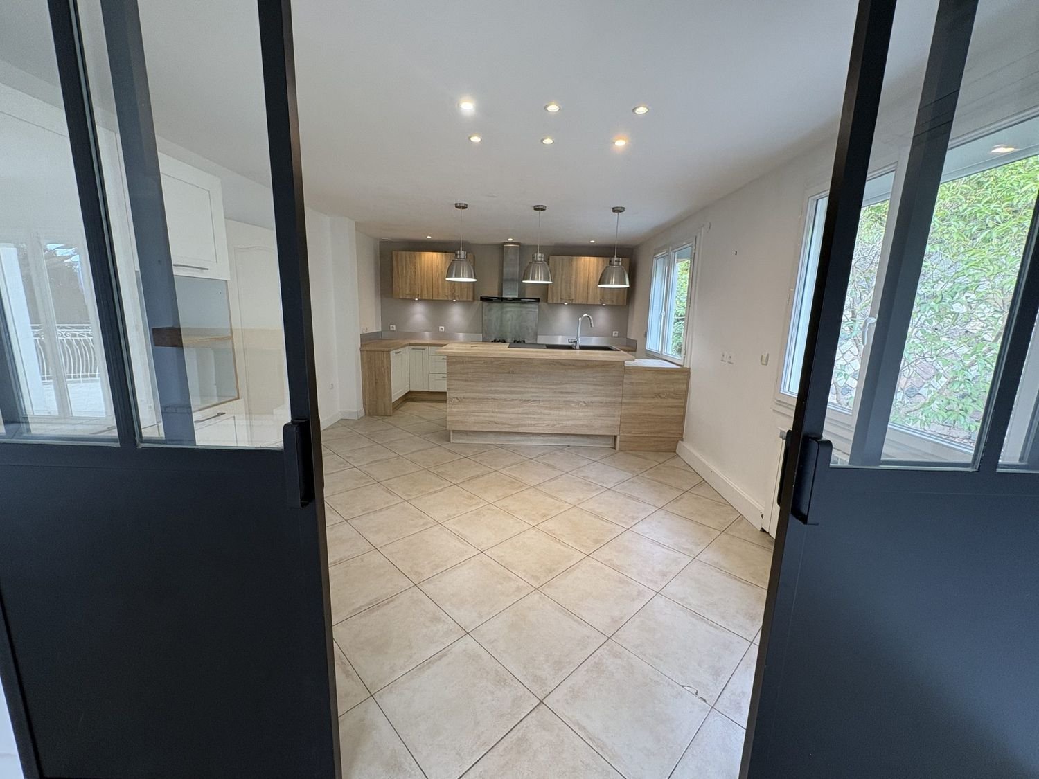 Maison à louer, 197m², La Crau