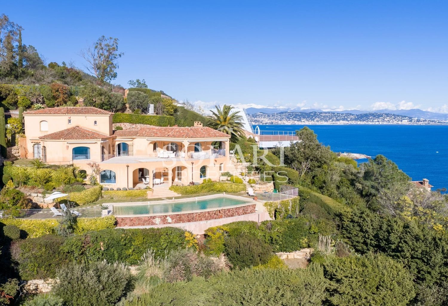 Maison à louer, 300m², Théoule-sur-Mer