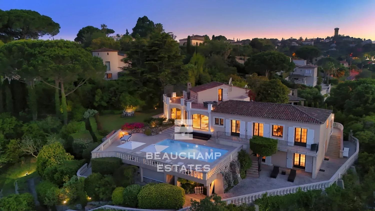 Maison à louer, 600m², Cannes