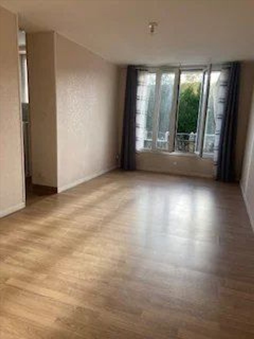 Appartement à louer, 31m², Saint-Chéron